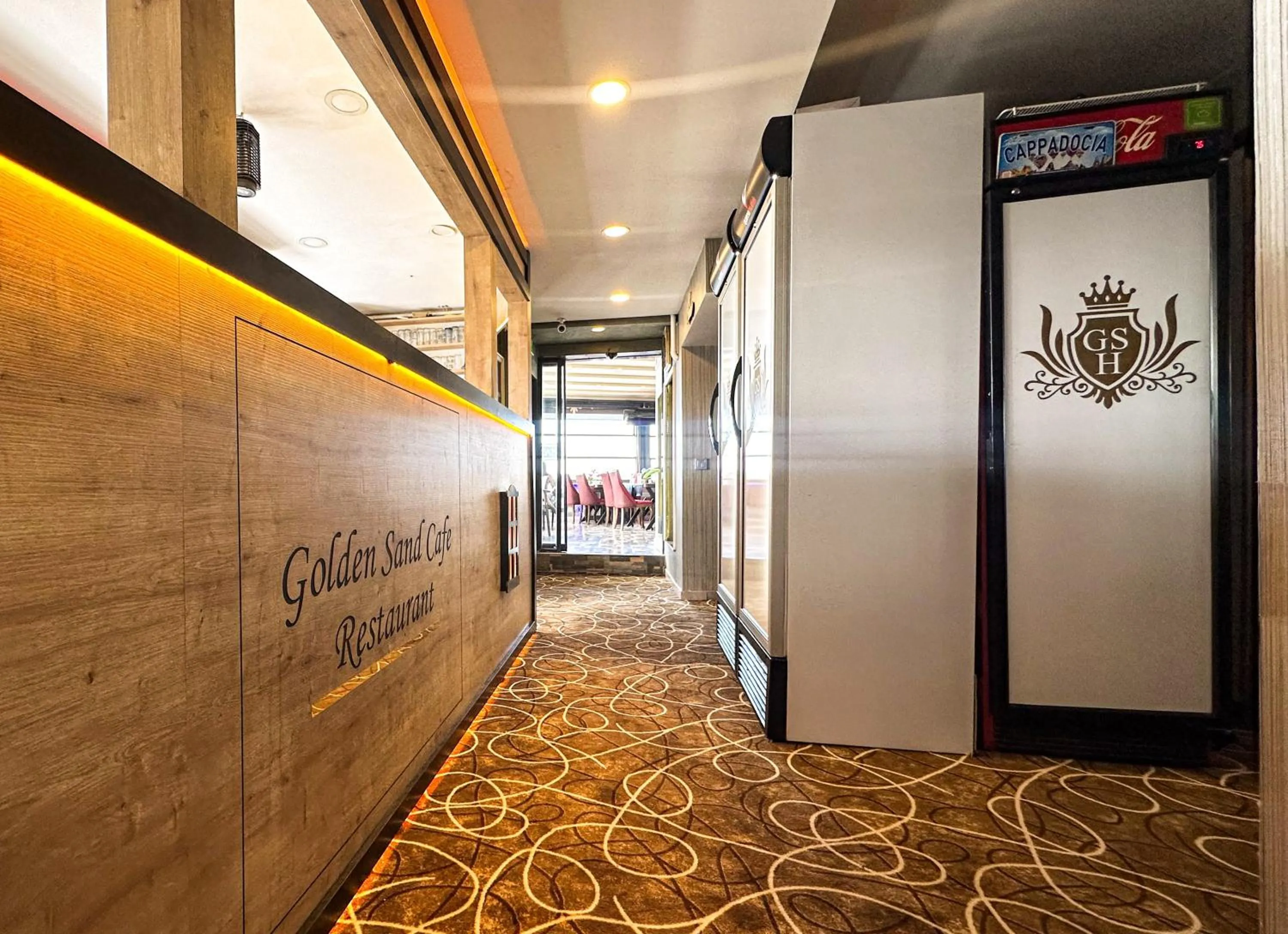 Kitchen or kitchenette in Golden Sand Hotel