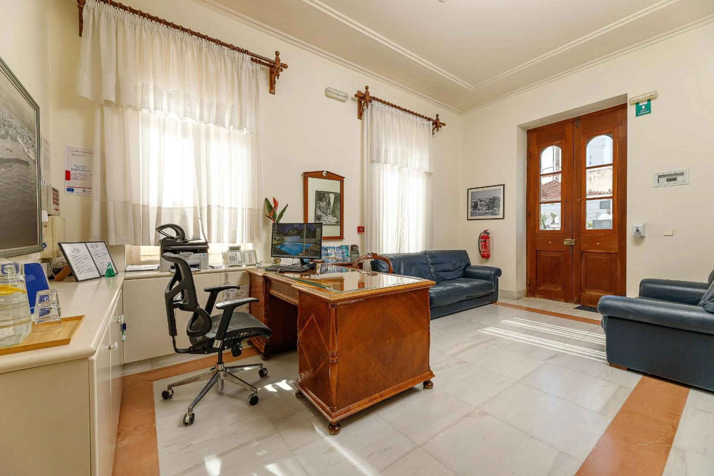 Lobby or reception in Creta Elena