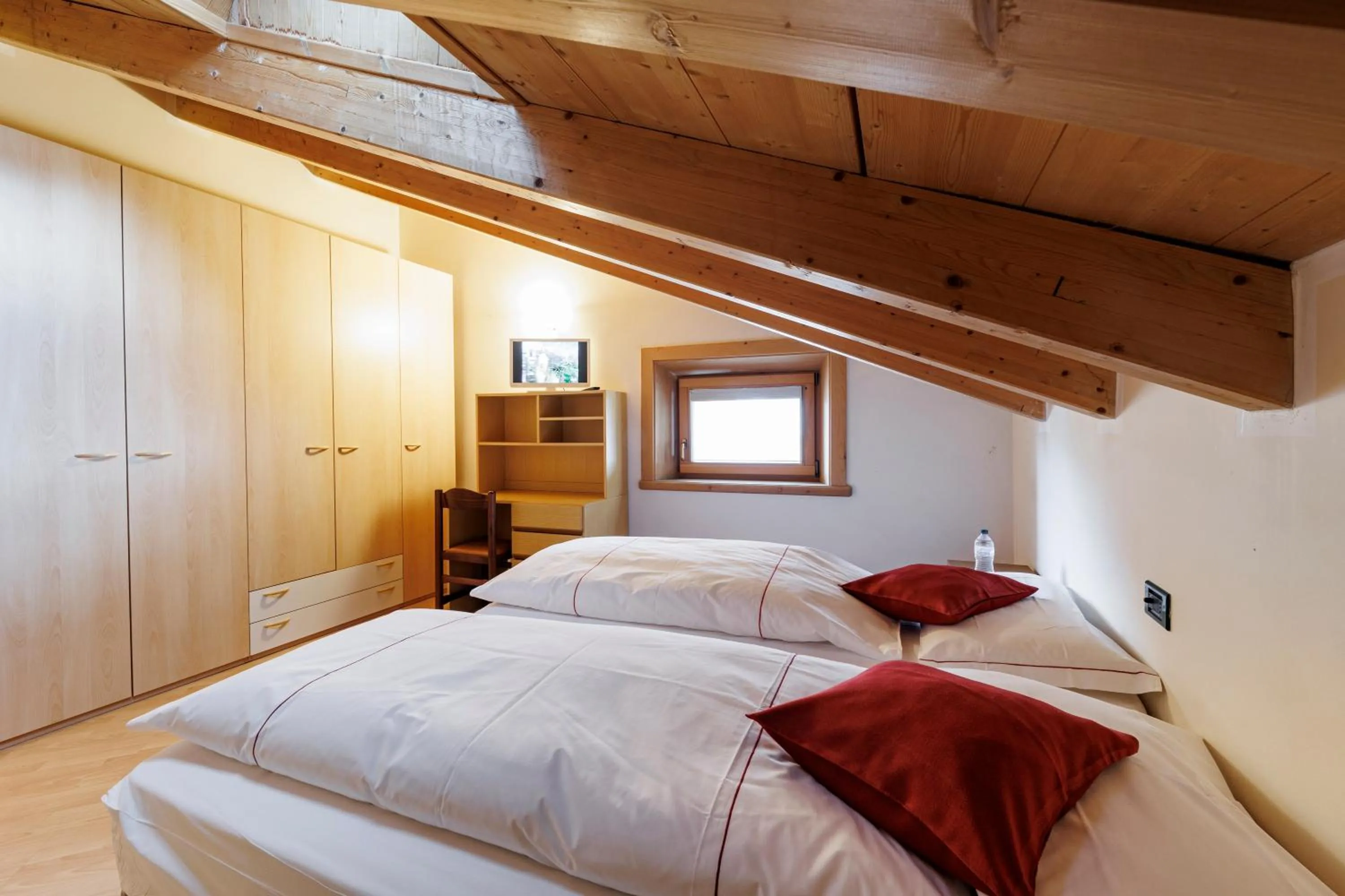 Bed in Hotel San Rocco