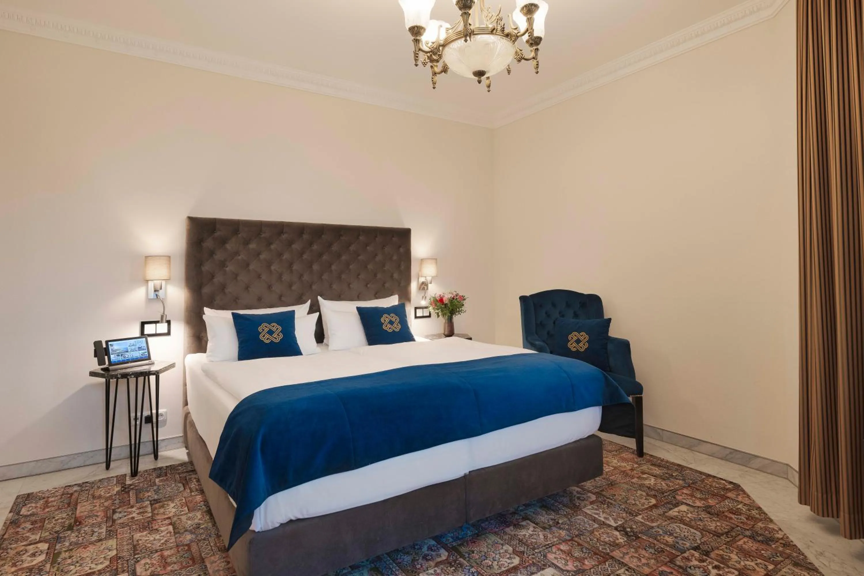 Bed in meergut HOTELS