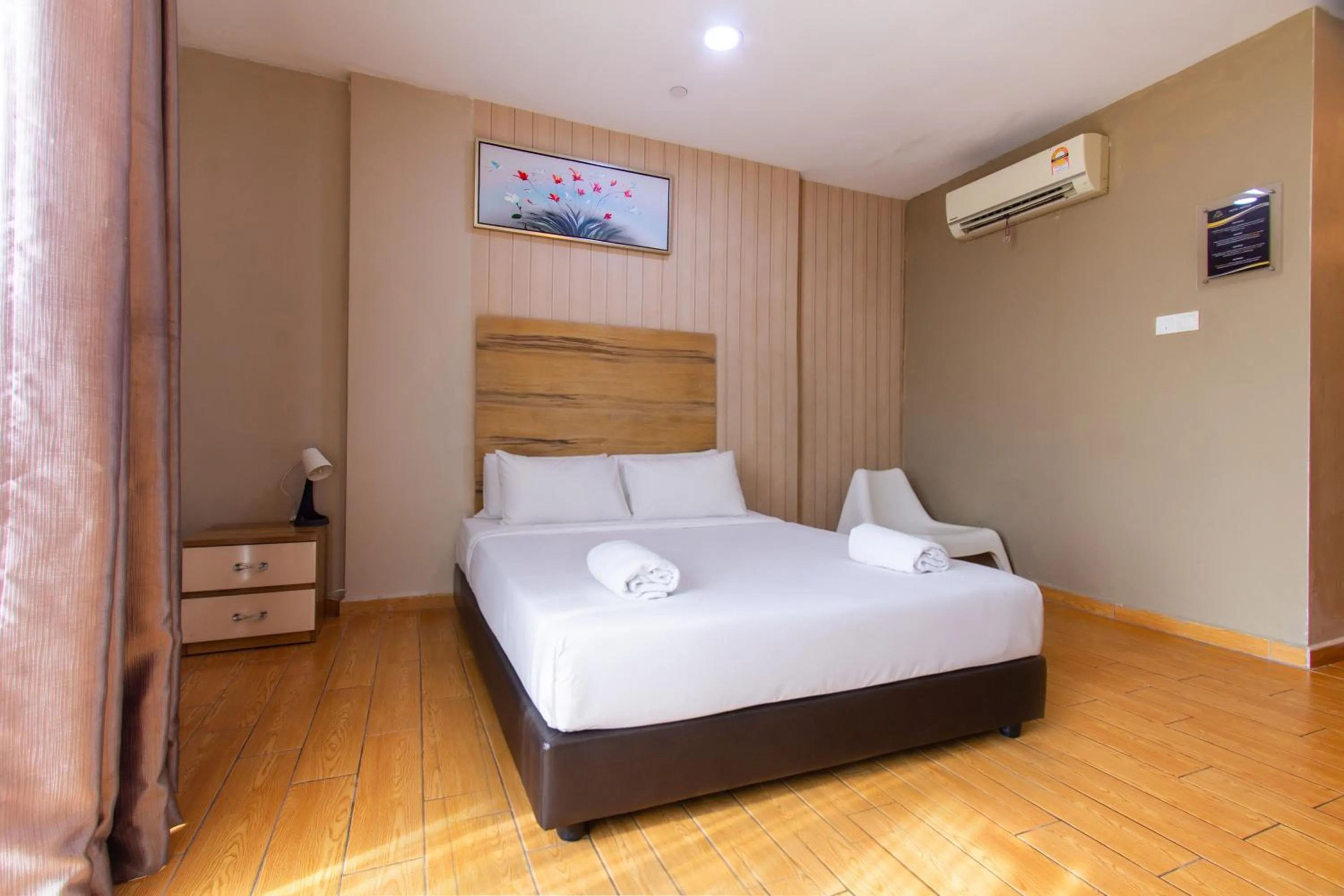 Bed in Bangi Perdana Hotel