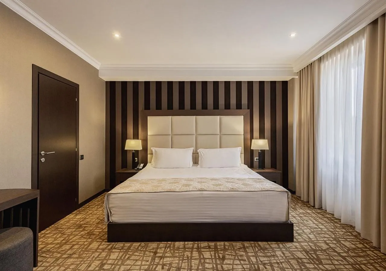 Bed in National by Stellar Hotels, Yerevan