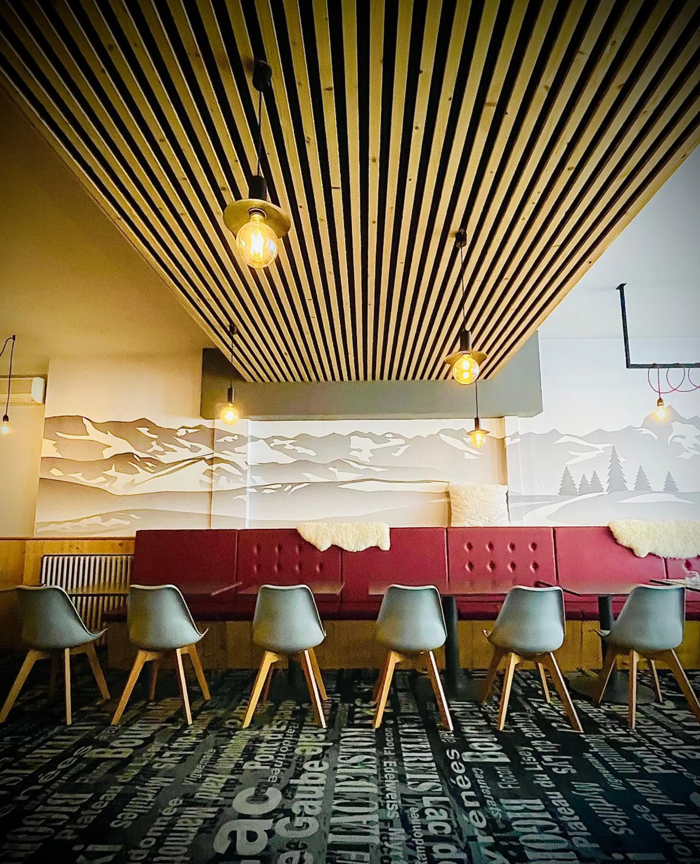 Restaurant/places to eat in Le Sacca Hôtel restaurant