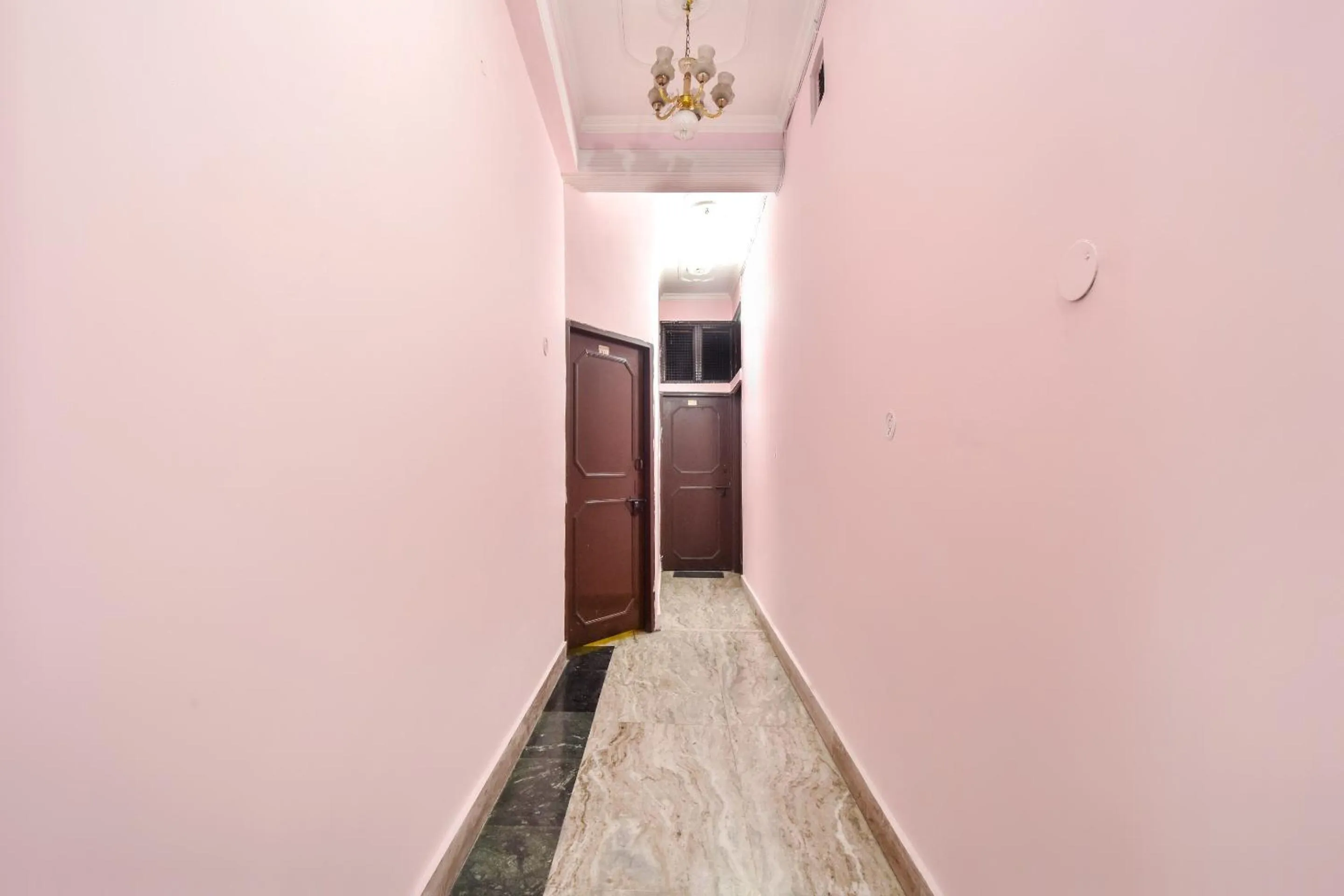 Lobby or reception in Hotel O Shree Laxmi Palace