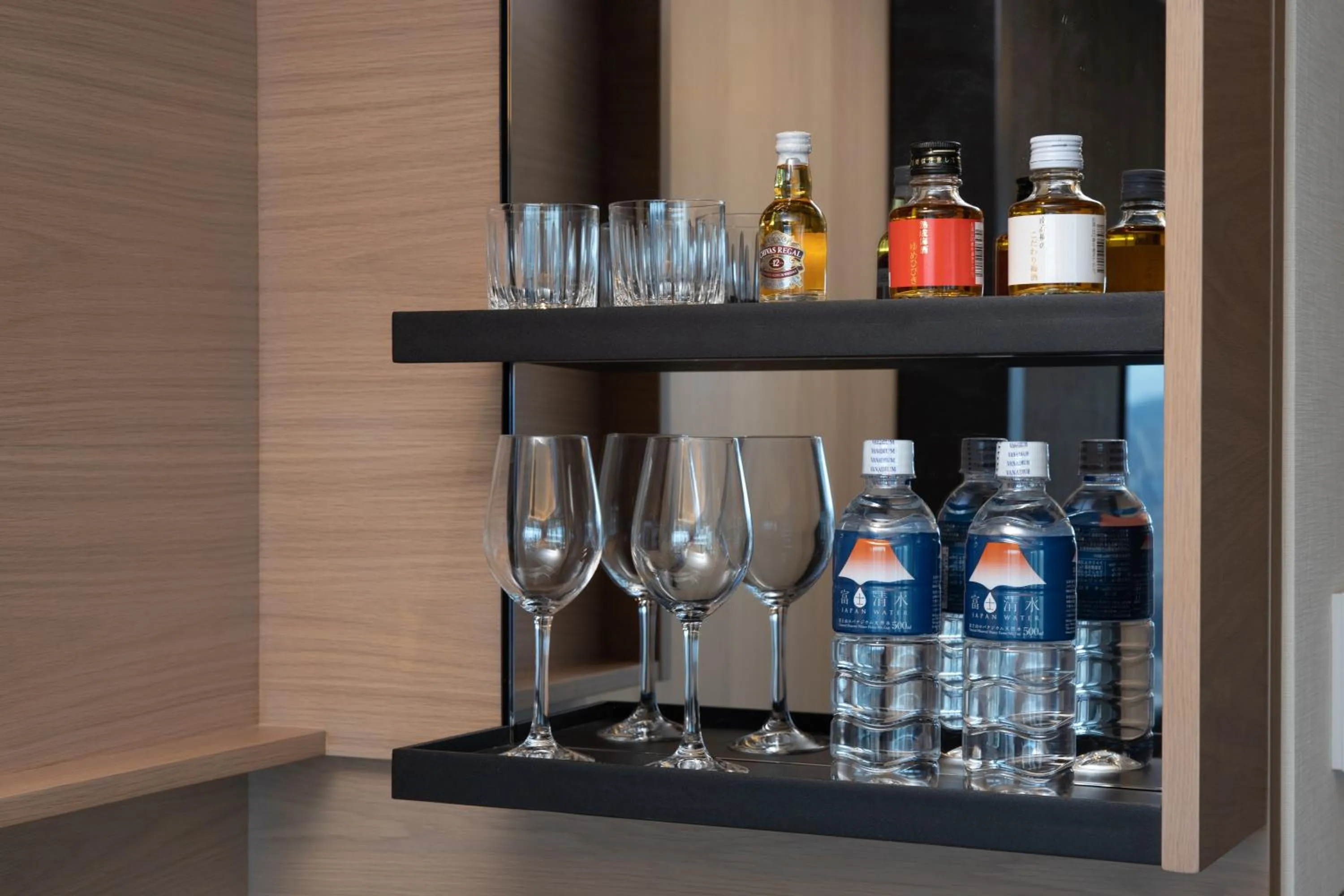 Photo of the whole room in THE BLOSSOM HIBIYA