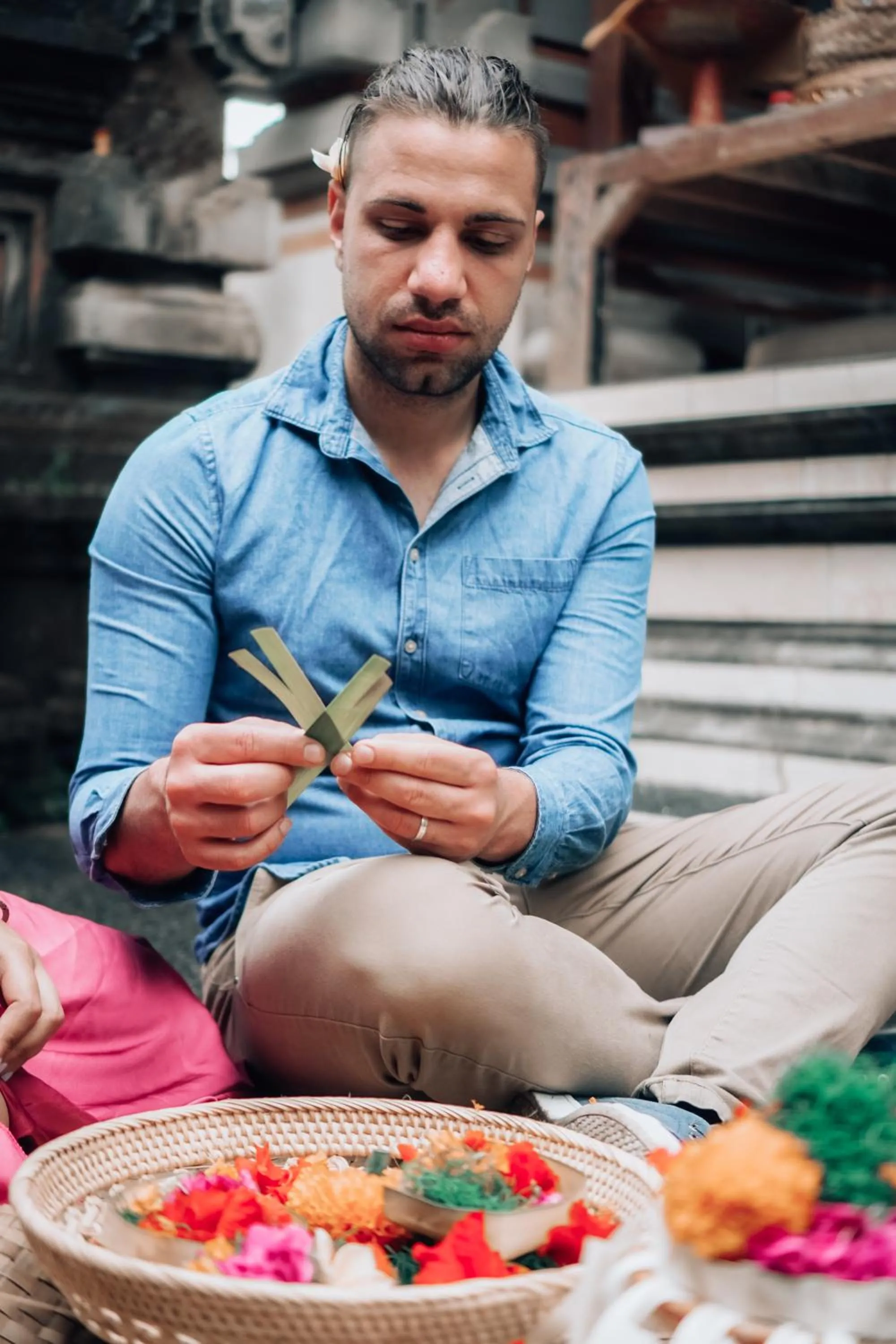 People in The Alus Cottage and Villa