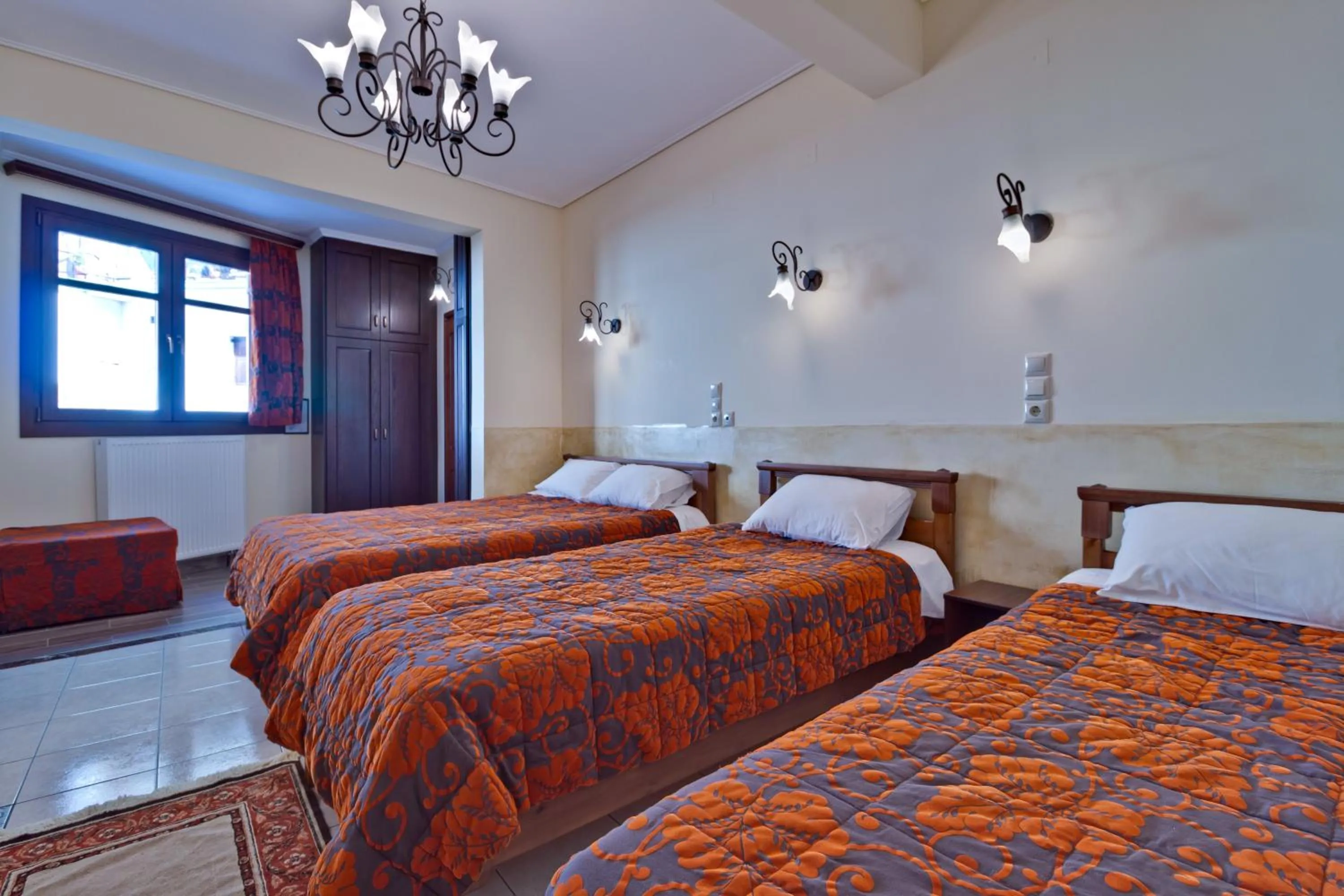 Photo of the whole room, Bed in Alsos House