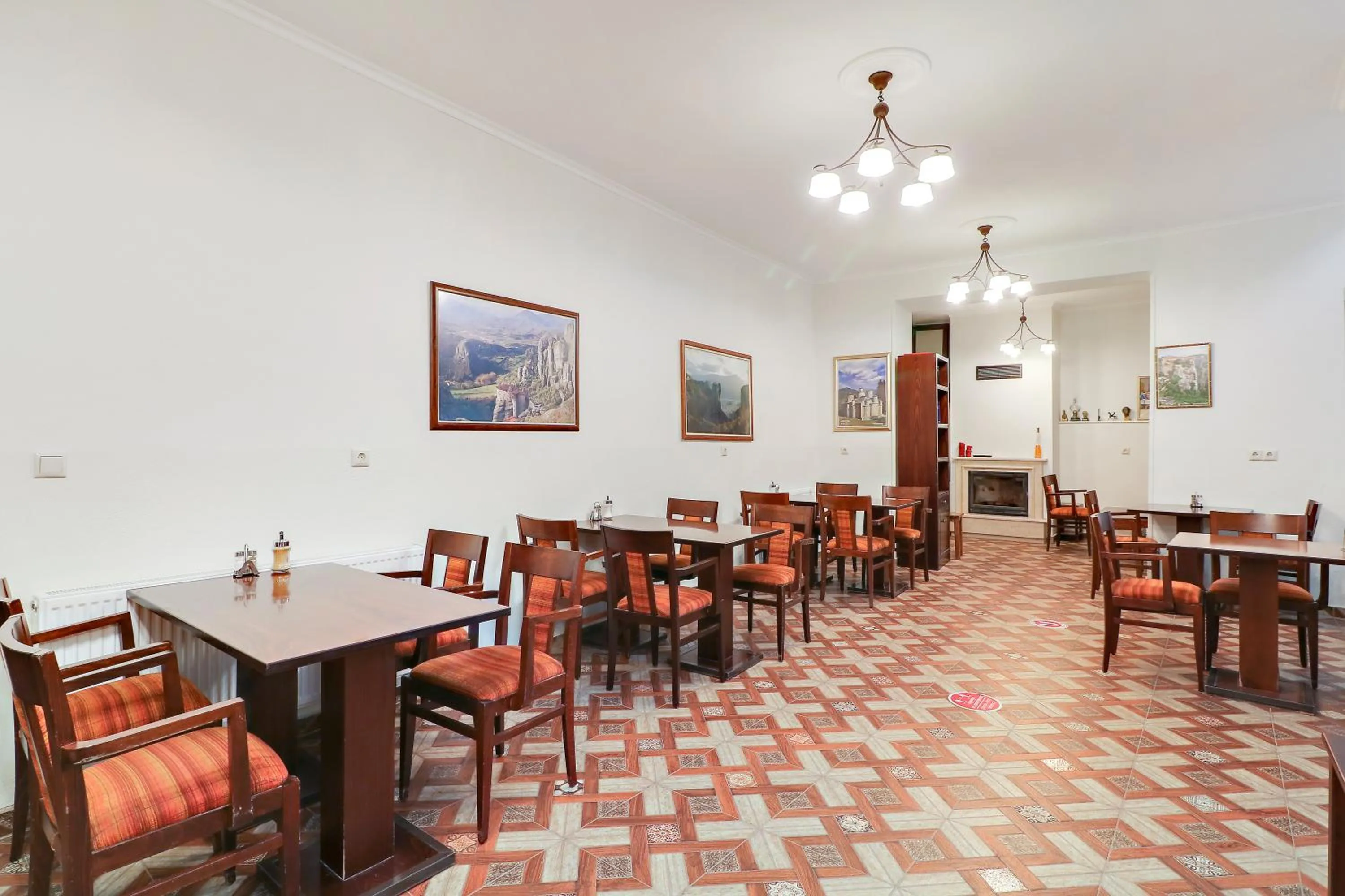 Breakfast in Alsos House