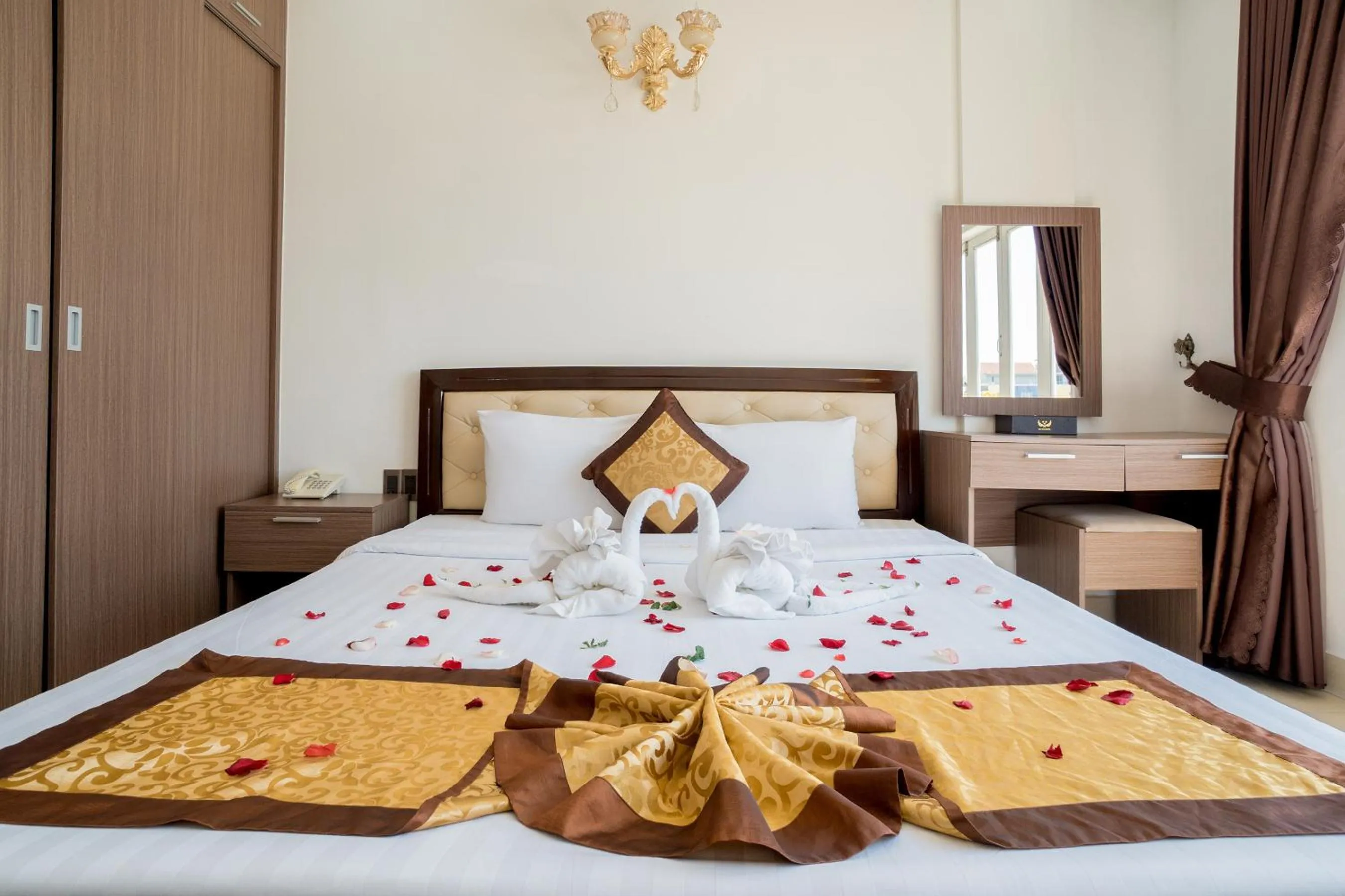 Bed in Dat Anh Hotel