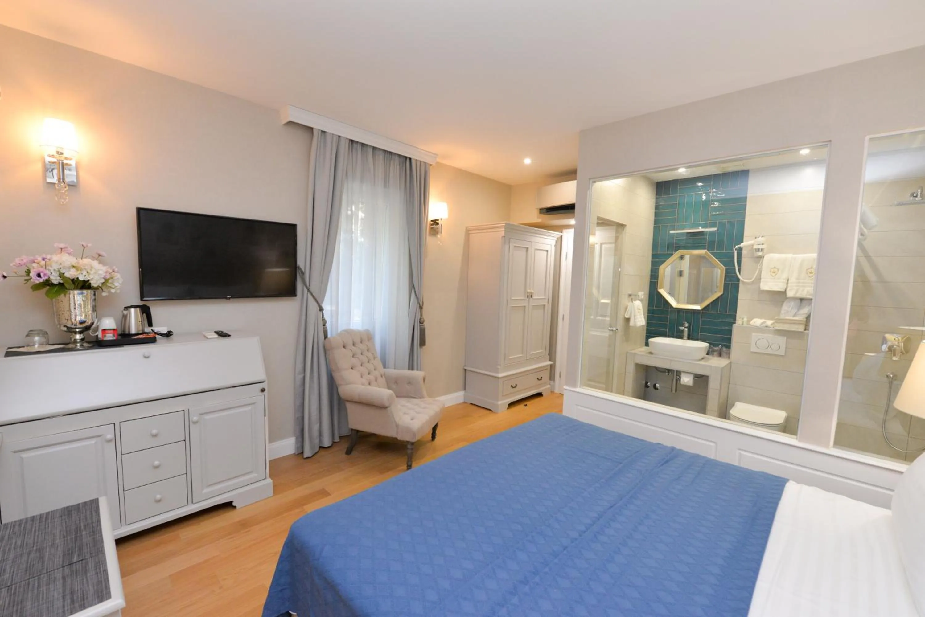 Bed in The Duke luxury rooms