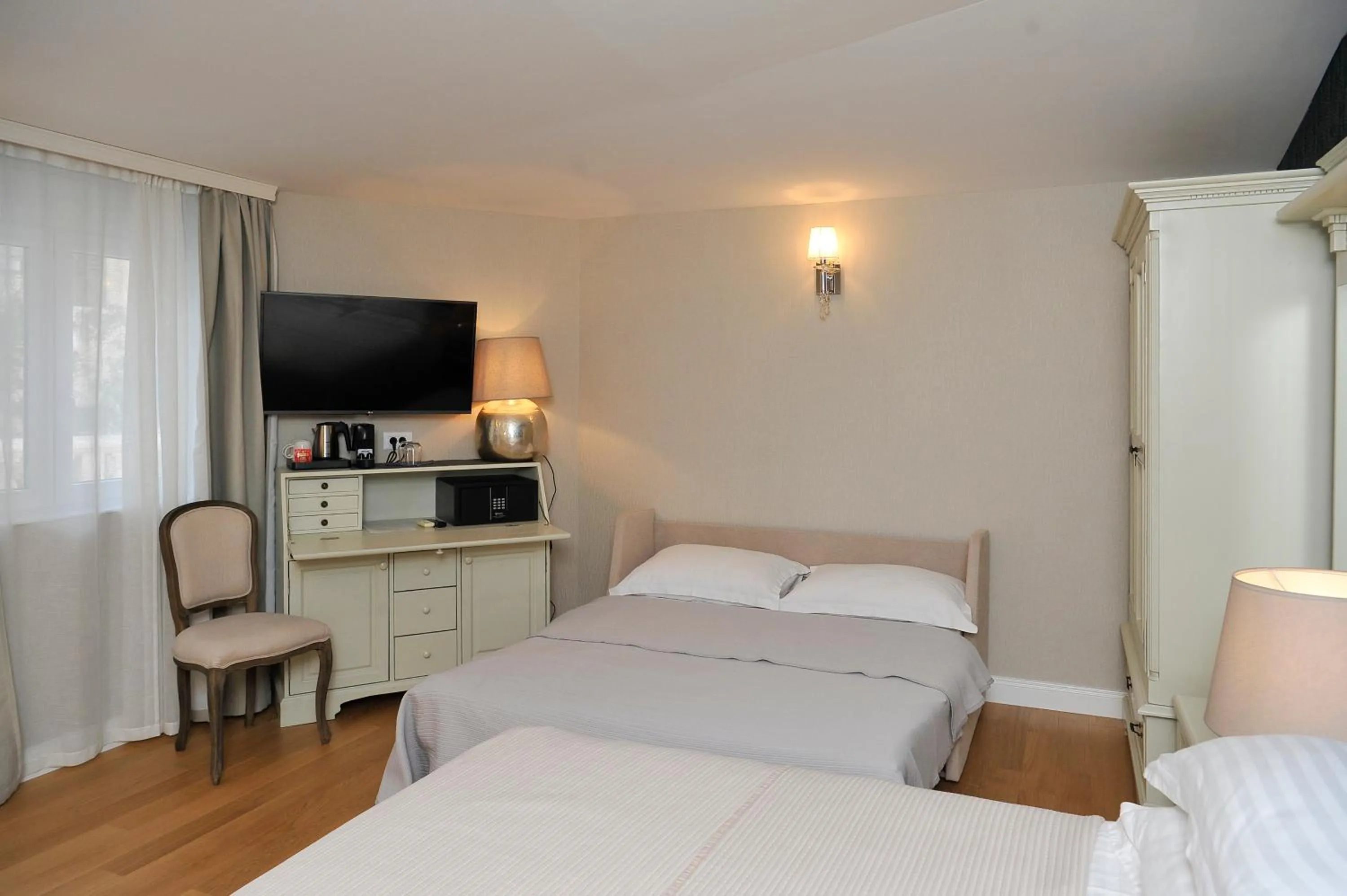 Bed in The Duke luxury rooms