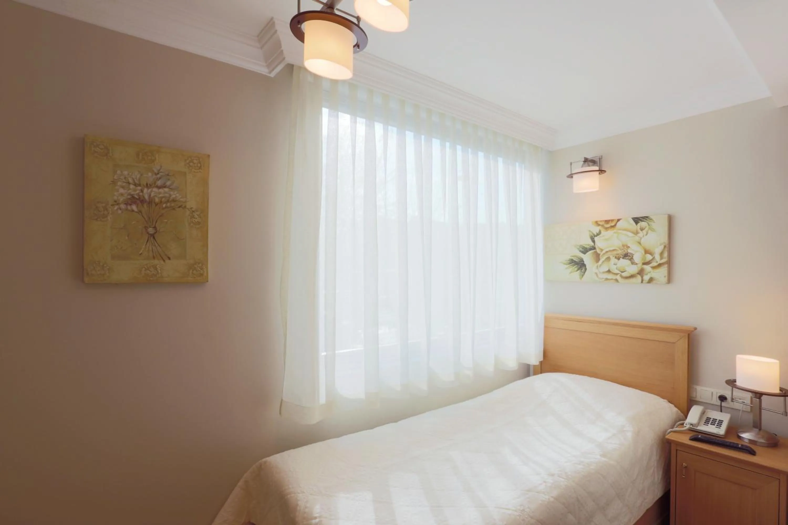 Bed in Hotel Expocity Istanbul