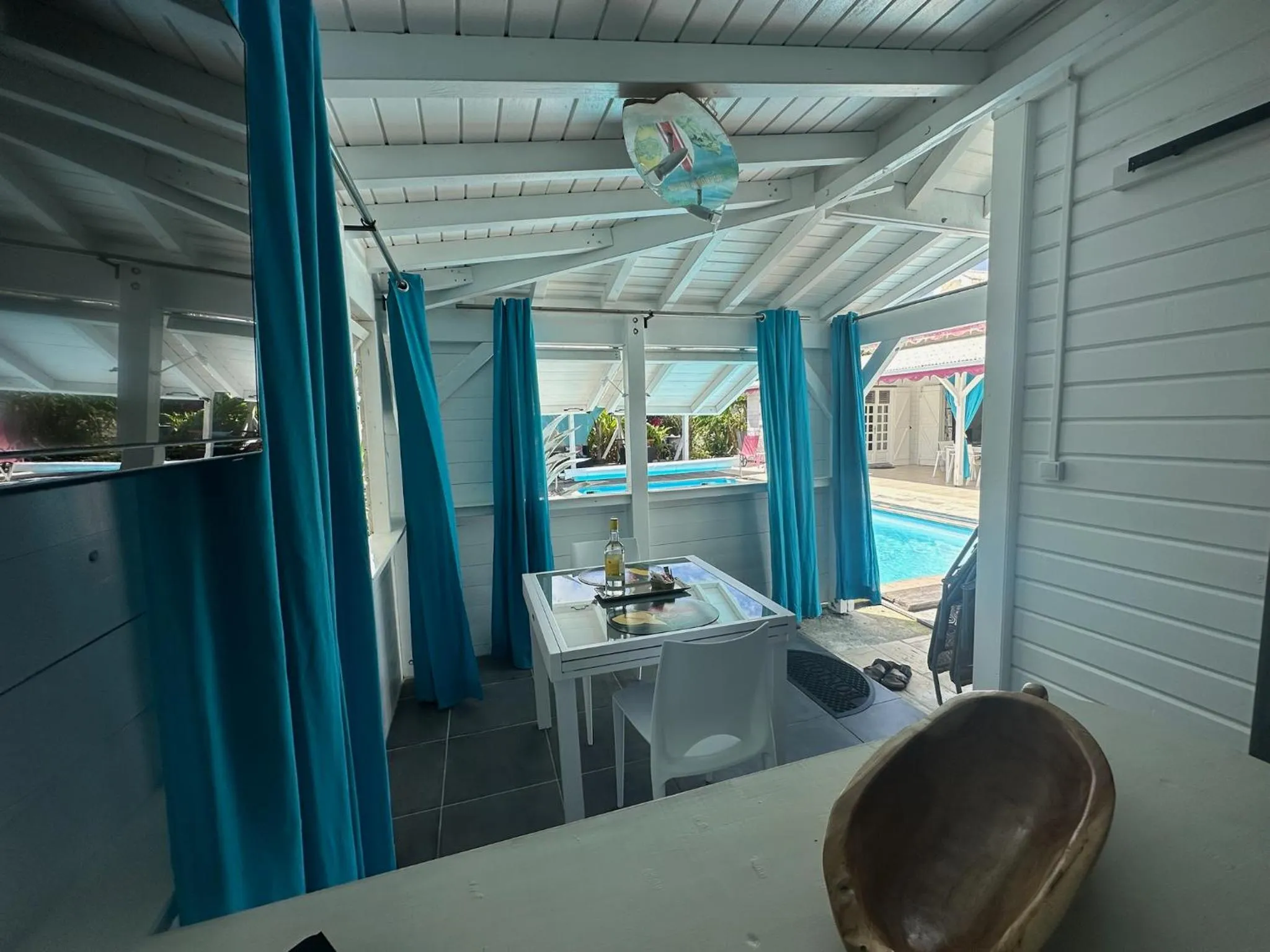 Dining area in Au Bel'vue chez Sandrine "Gite & Chambre d'hôtes"