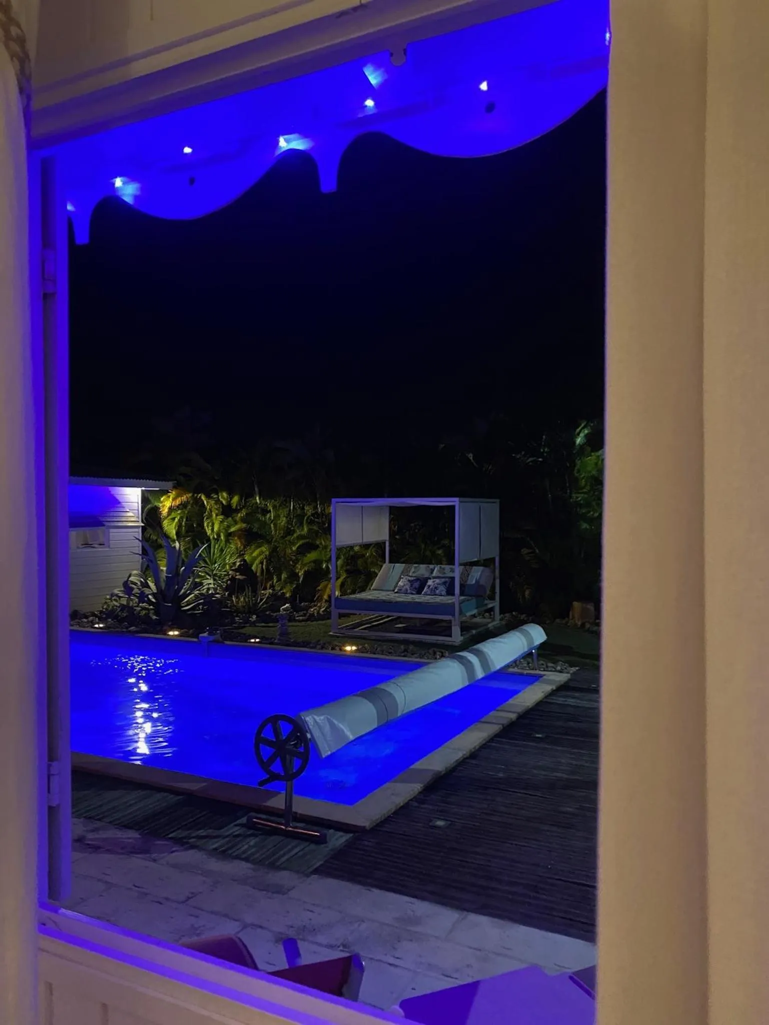 Pool view in Au Bel'vue chez Sandrine "Gite & Chambre d'hôtes"