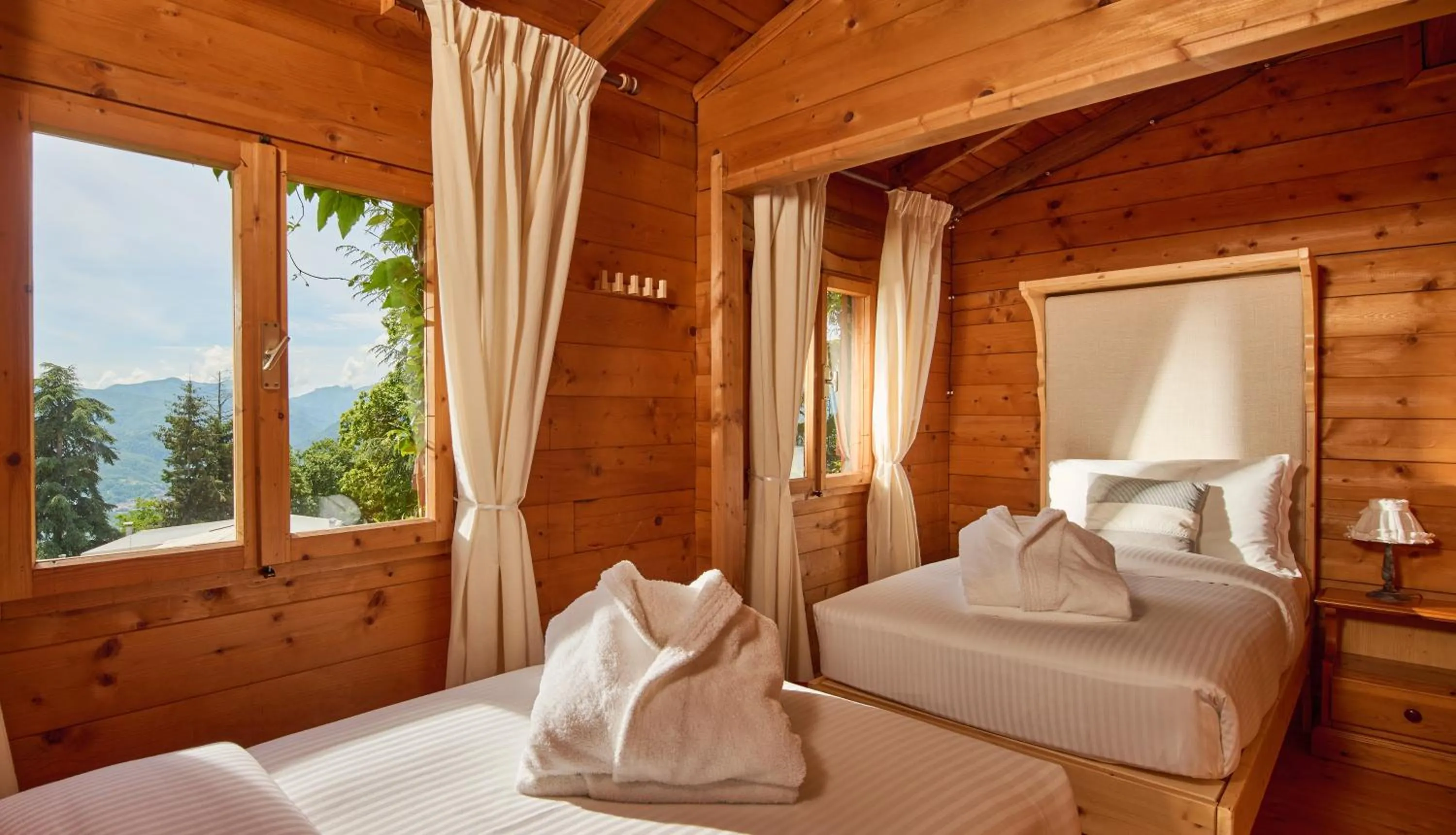 Bed in Il Ciocco Hotels