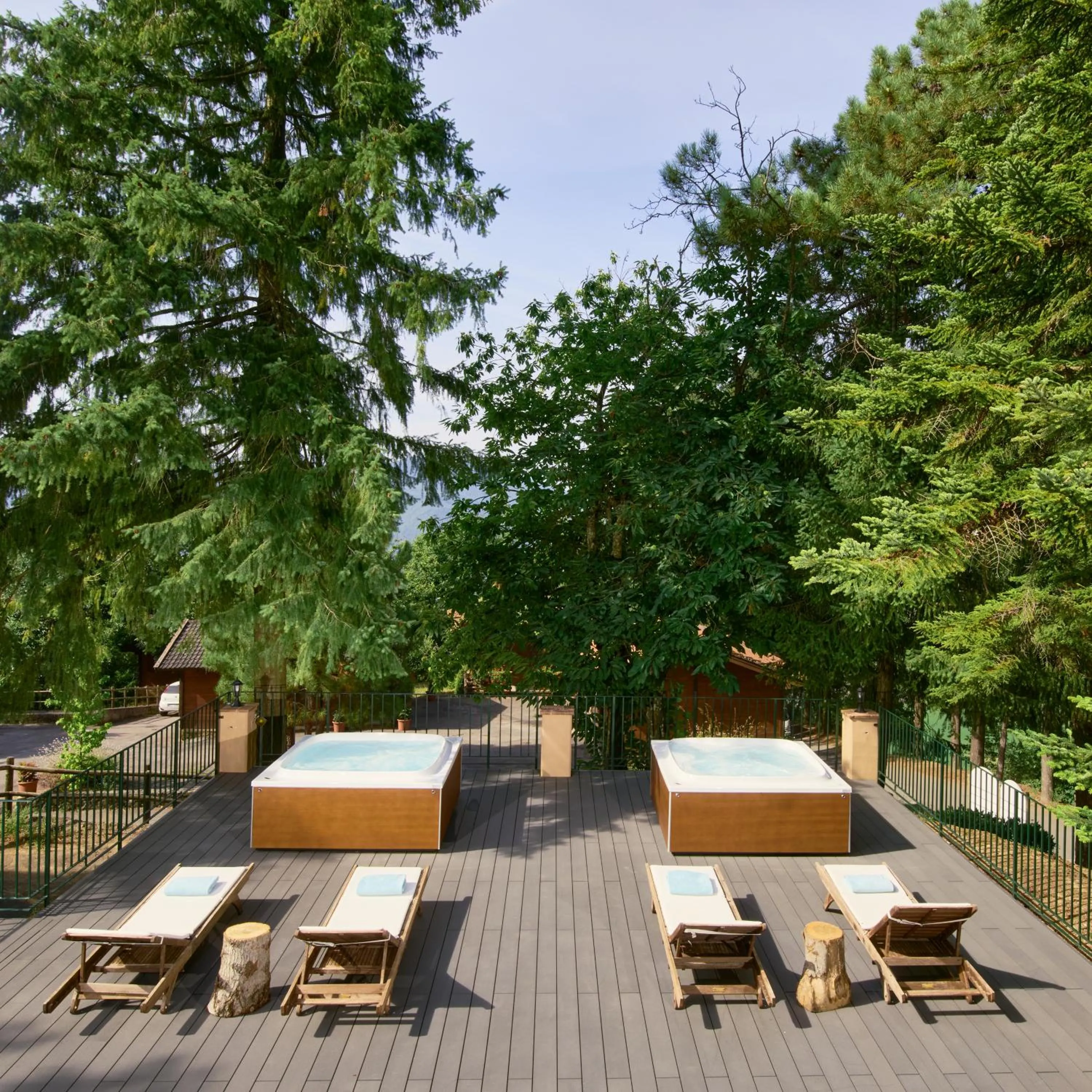 Hot Tub in Il Ciocco Hotels