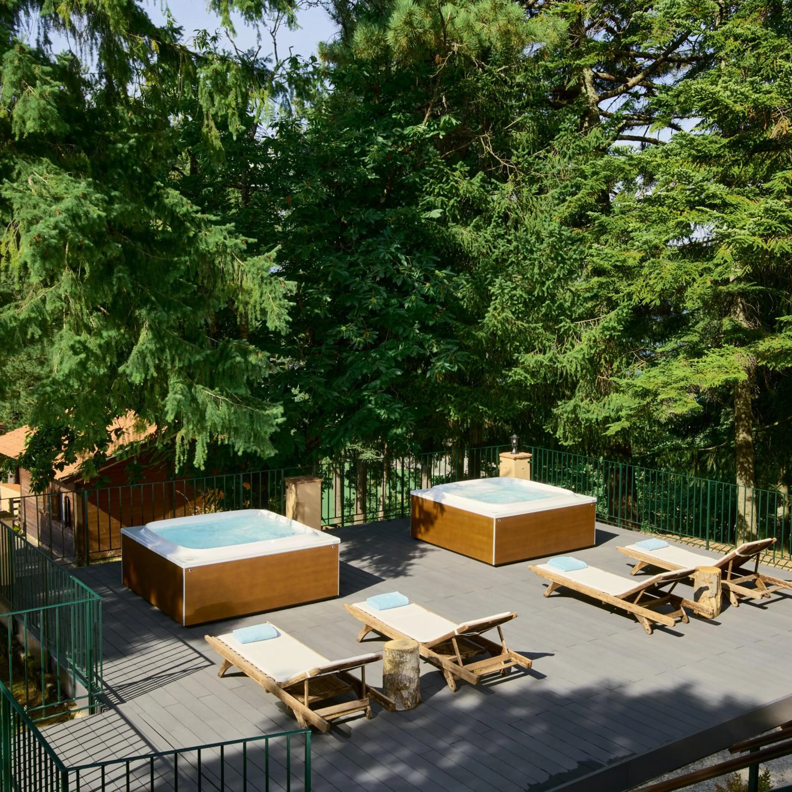 Hot Tub in Il Ciocco Hotels