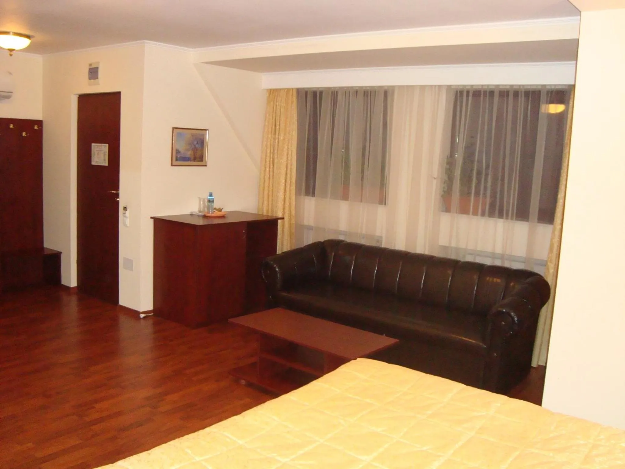 Decorative detail, Bed in Casa Maria Arges