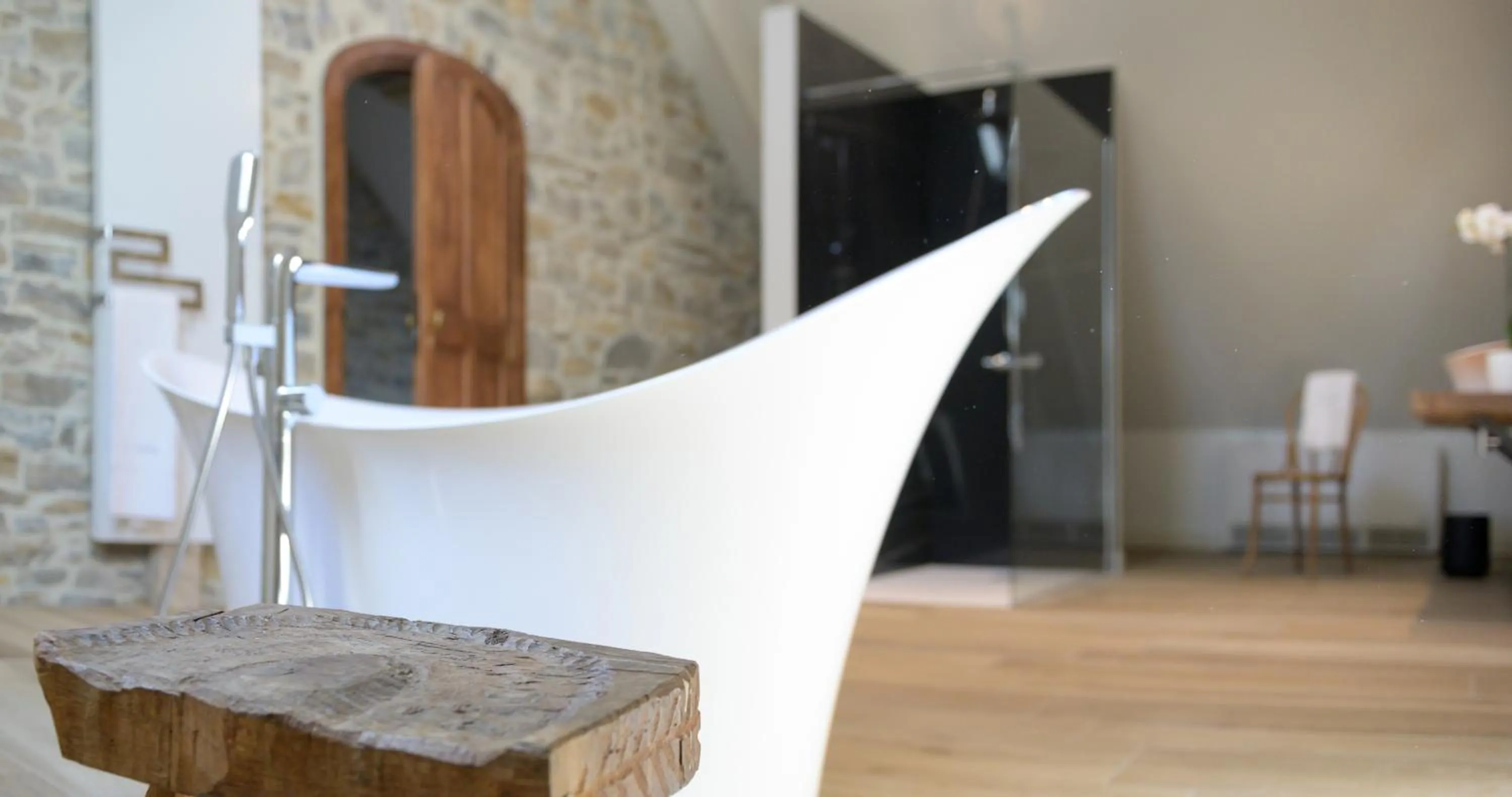 Bathroom in Couvent de la Salette & Spa