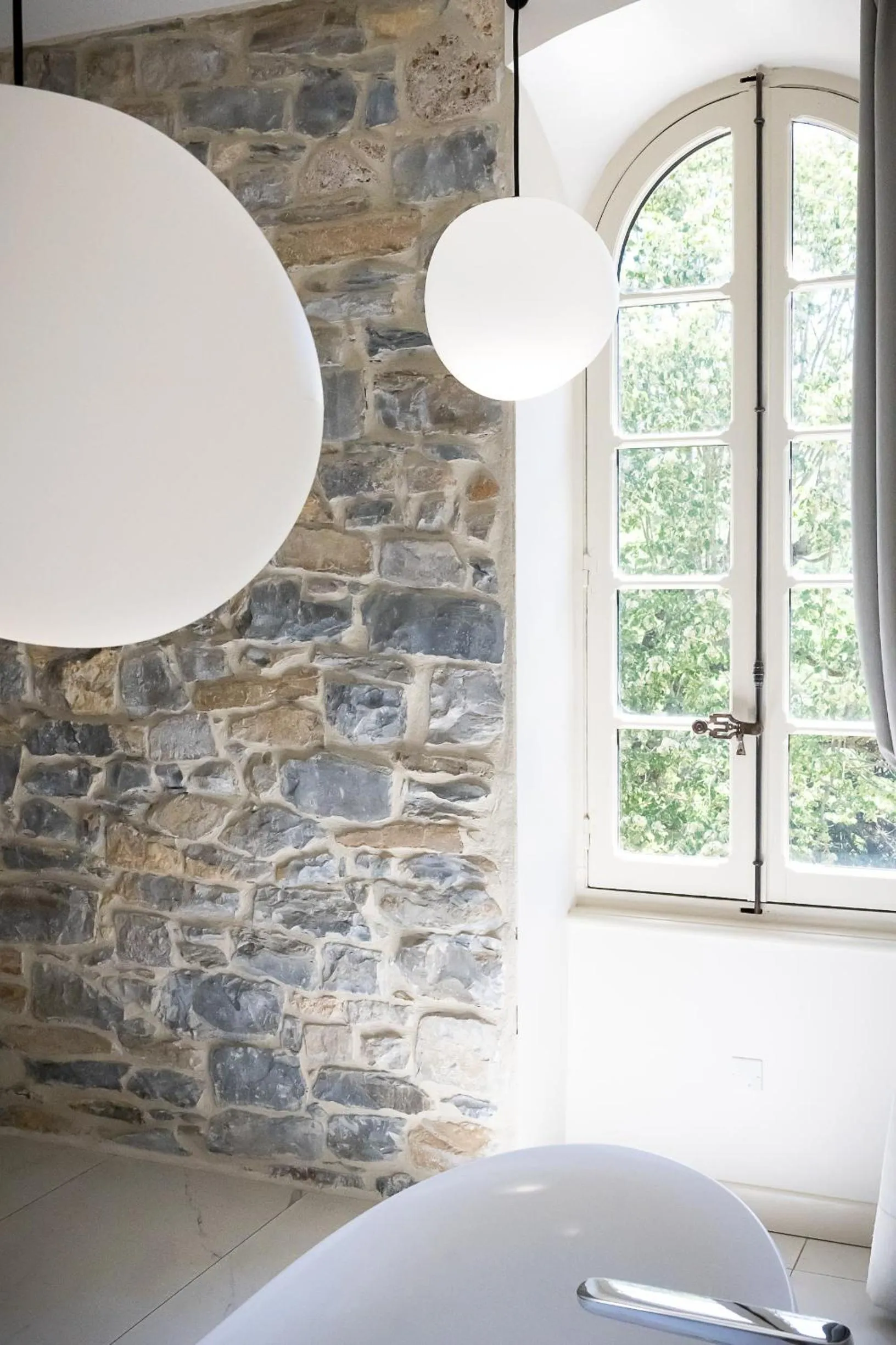Bathroom in Couvent de la Salette & Spa