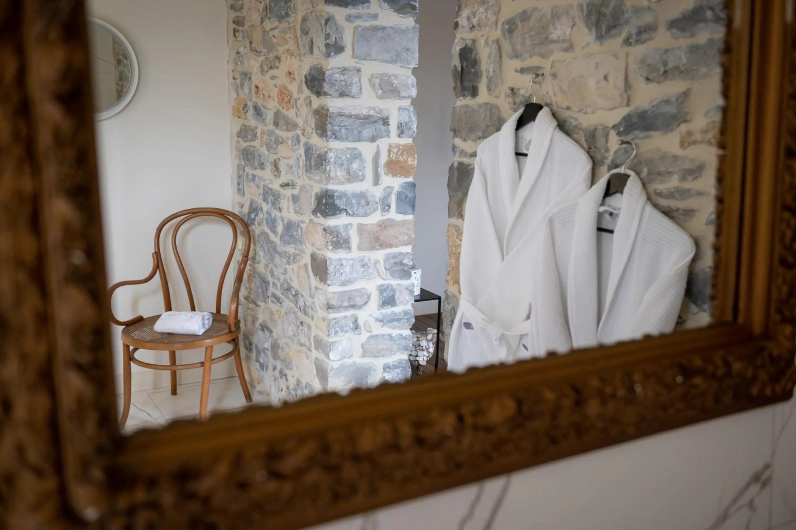 Bathroom in Couvent de la Salette & Spa
