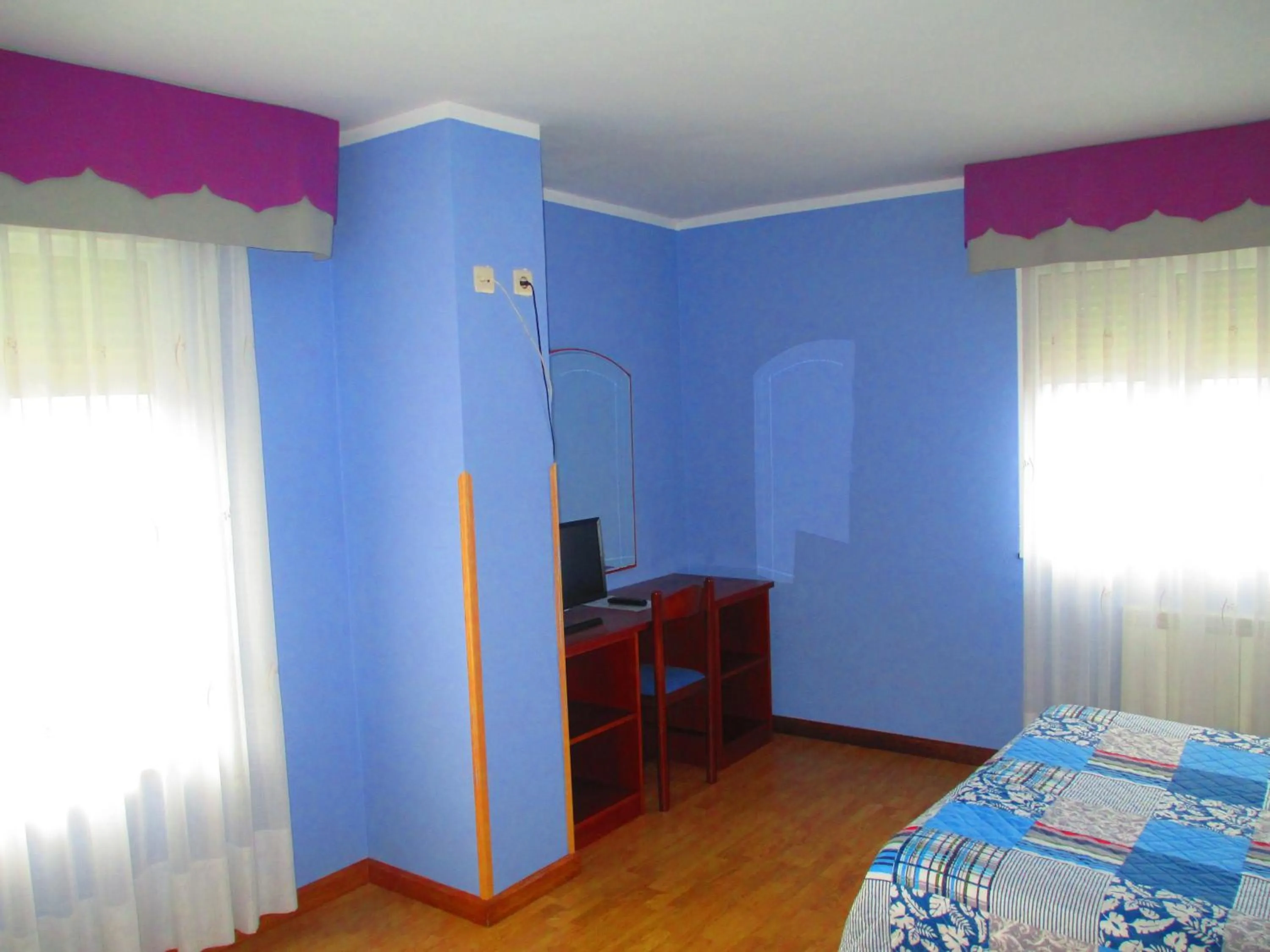 Day, Bed in Hotel Brisas del Sella