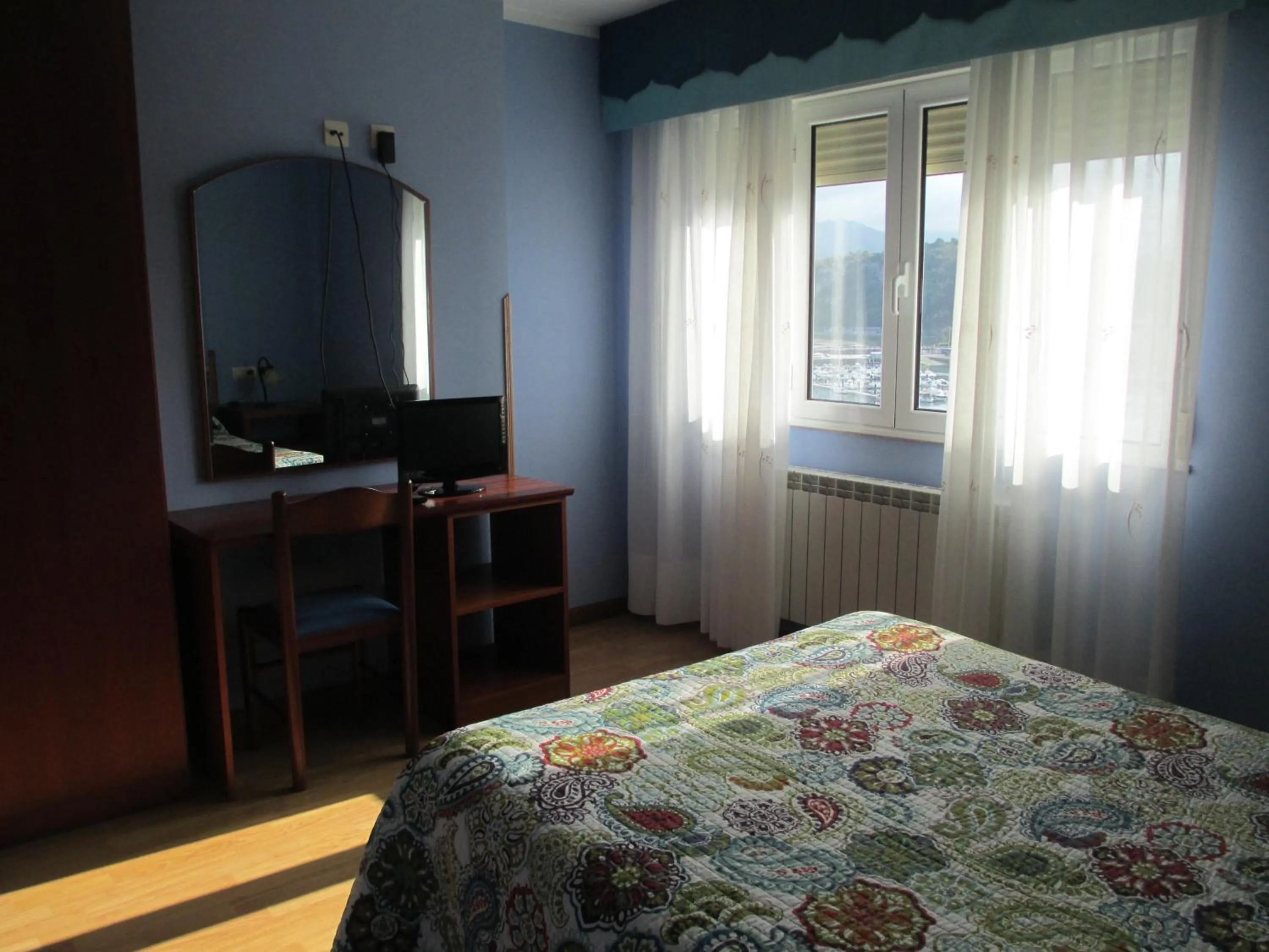 Day, Bed in Hotel Brisas del Sella