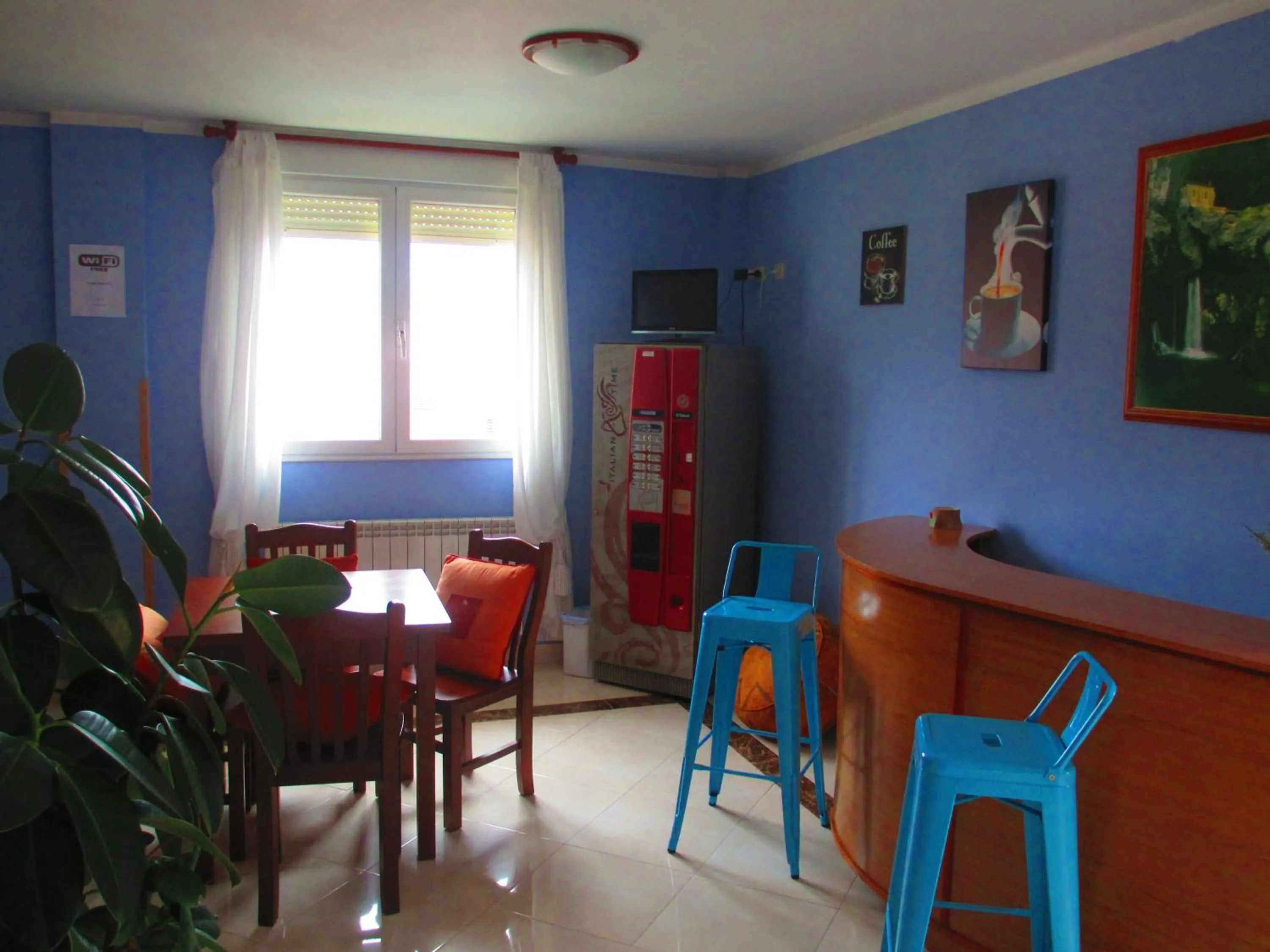 Communal lounge/ TV room in Hotel Brisas del Sella