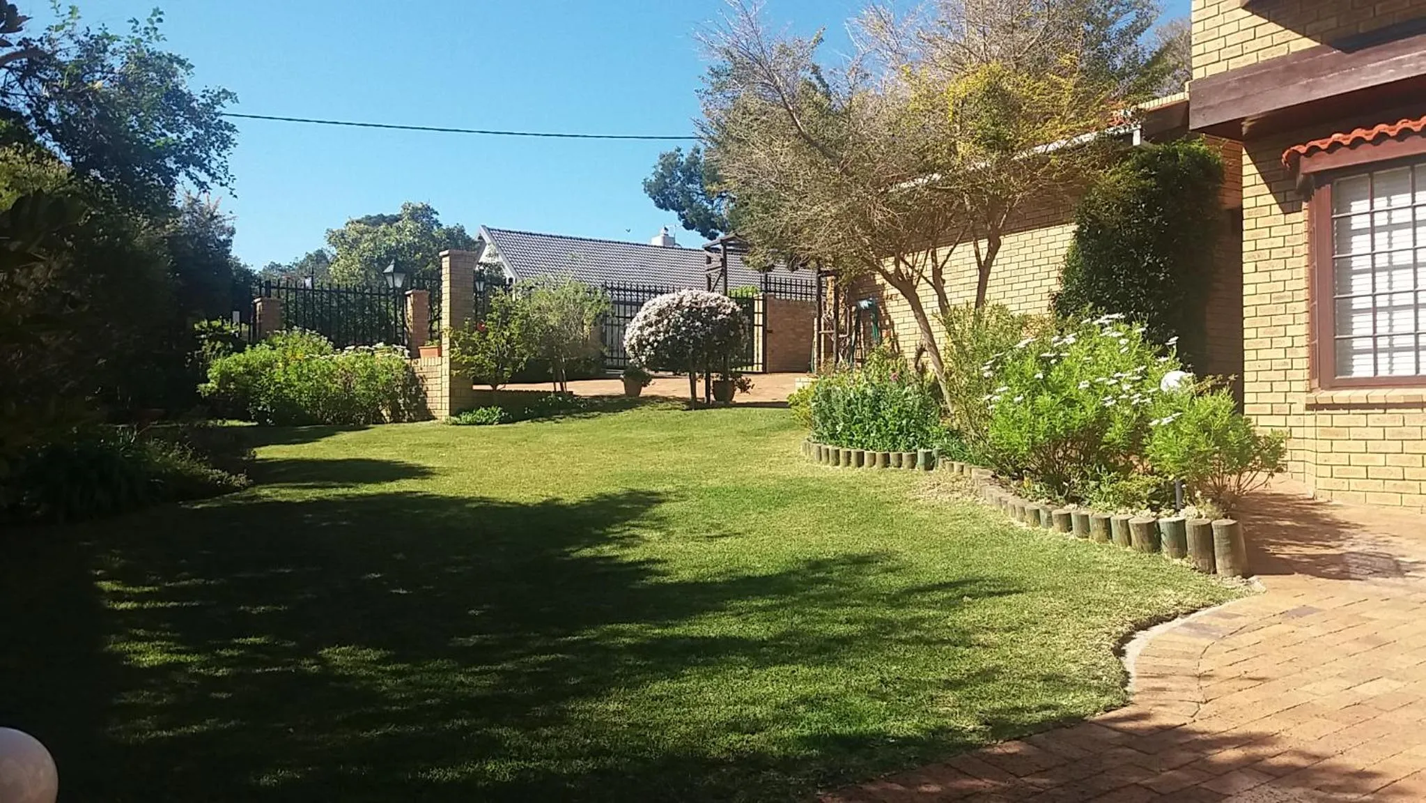 Garden view in Bayside Lodge Garden Route B&B