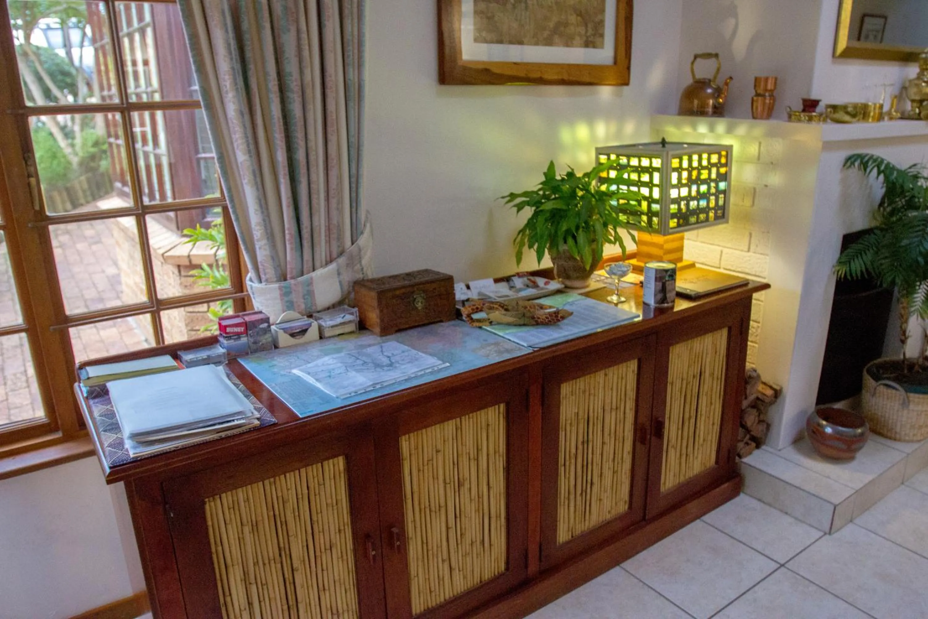 Lobby or reception in Bayside Lodge Garden Route B&B