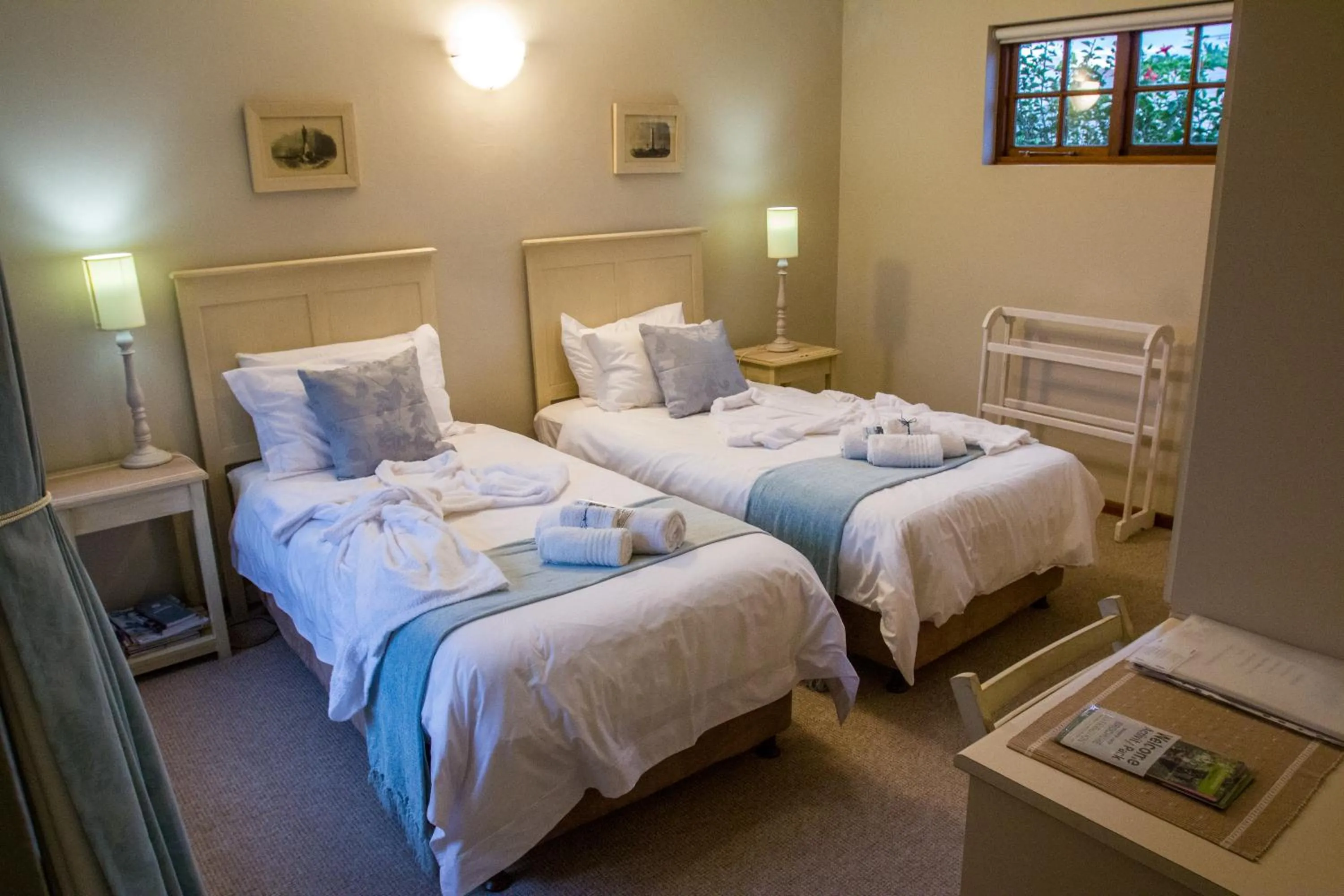 Bed in Bayside Lodge Garden Route B&B