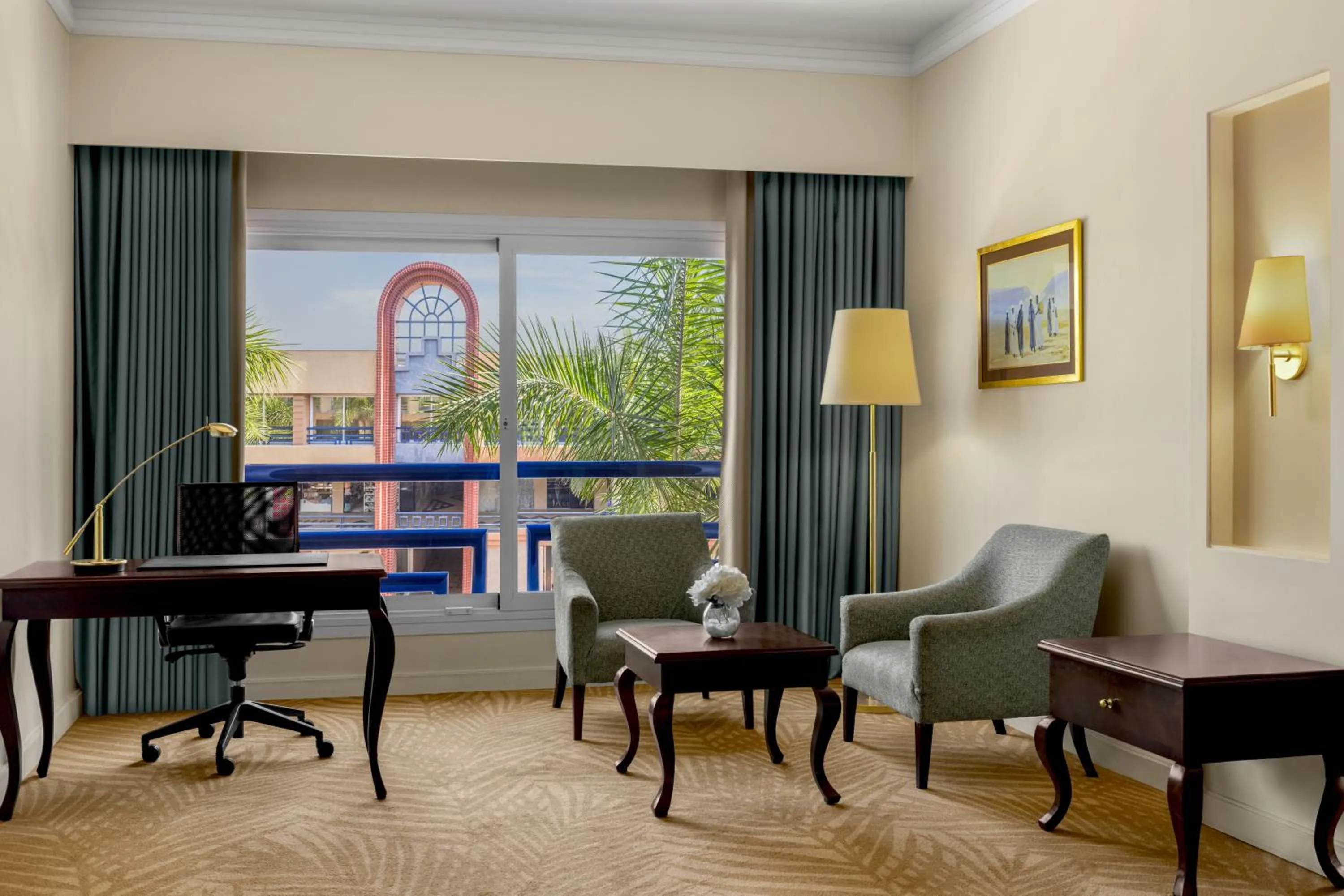 Bedroom in Hilton Alexandria Green Plaza