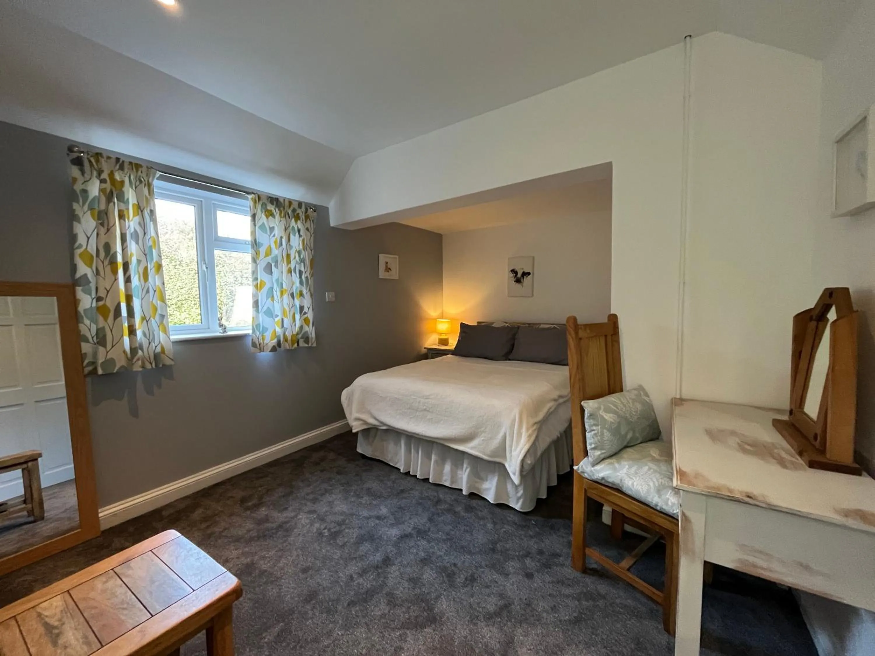 Bed in The Ship Inn - Self Catering Accommodation