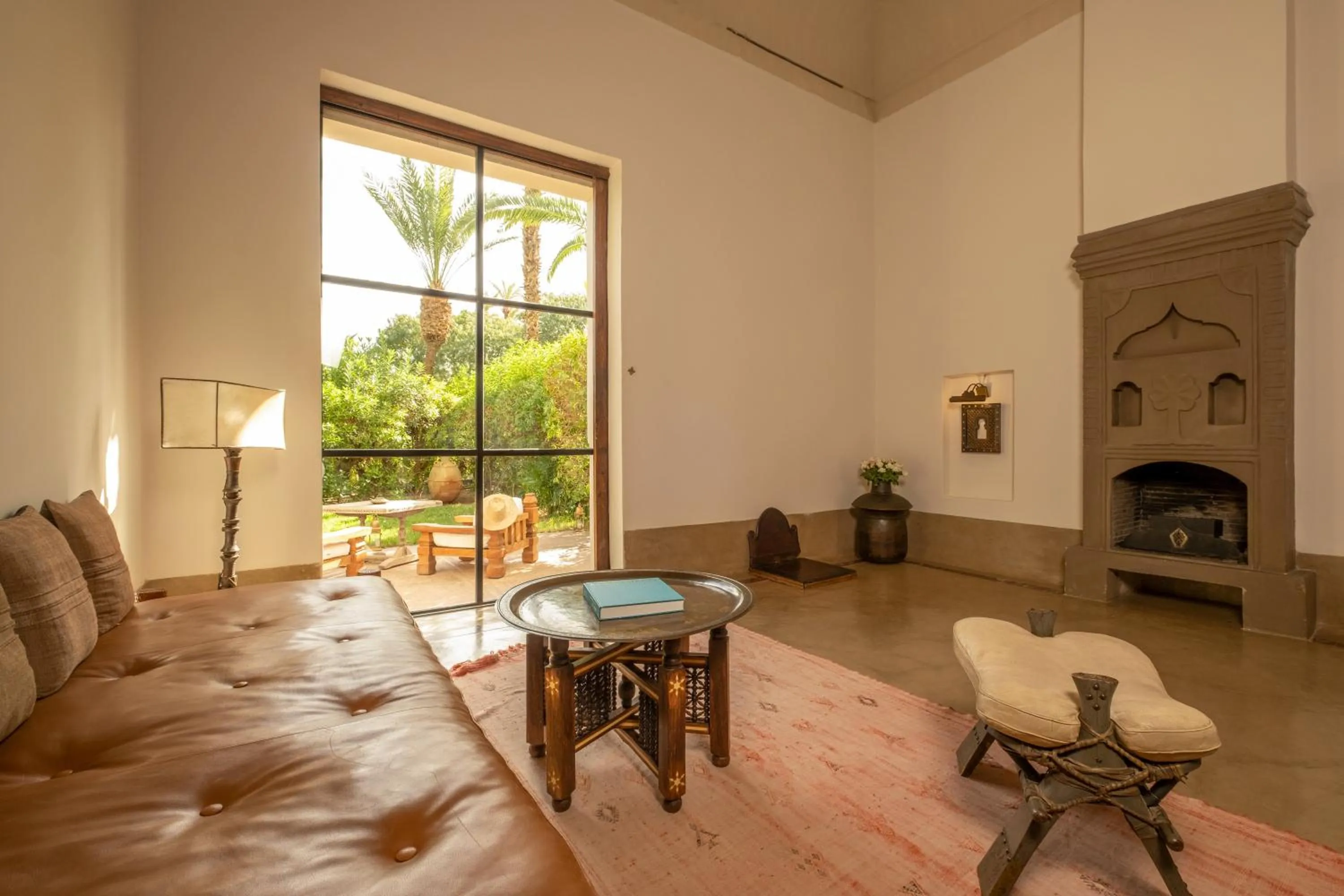 Living room in Ksar Char-Bagh Small Luxury Hotels