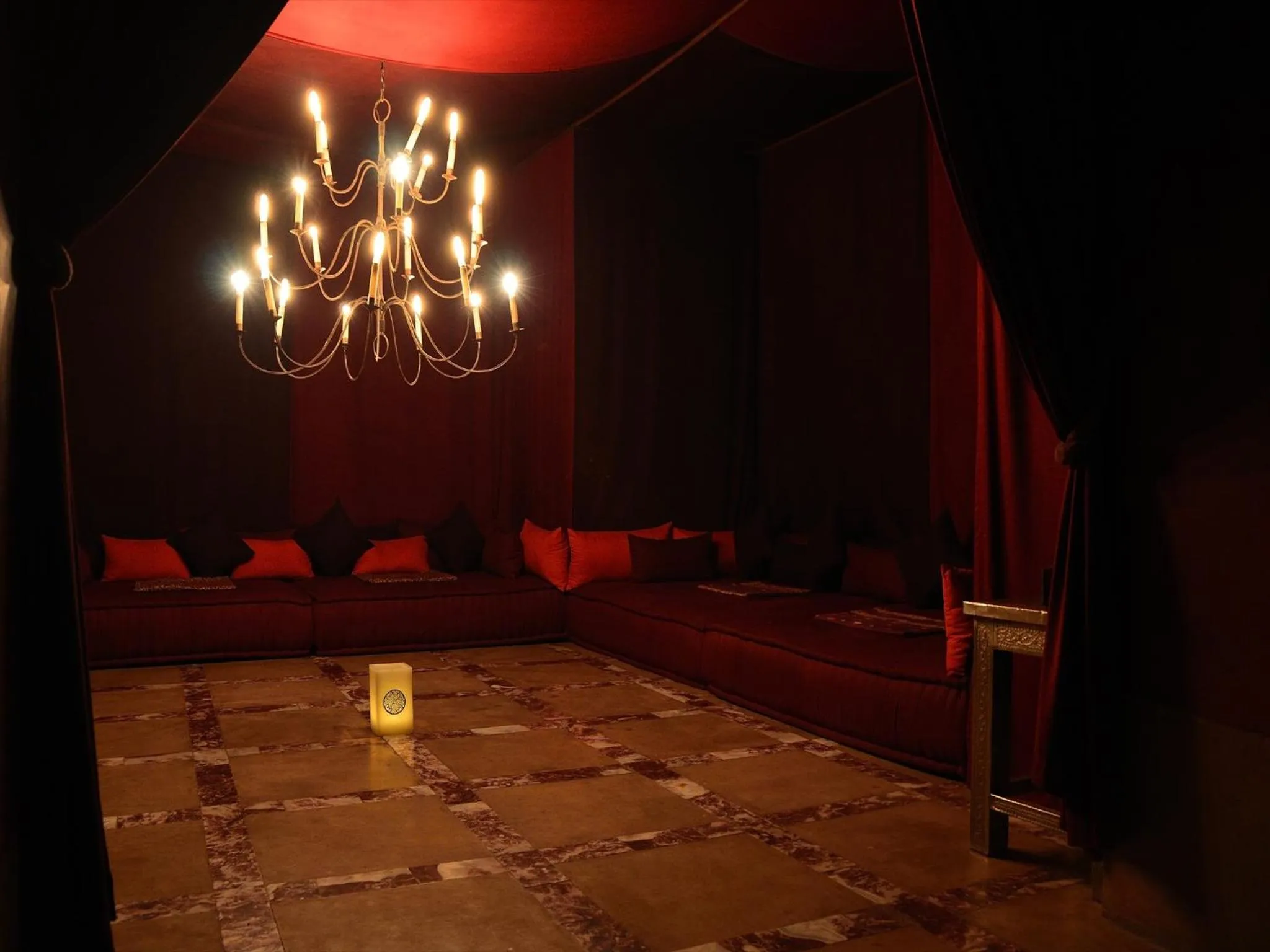 Decorative detail, Bed in Ksar Char-Bagh Small Luxury Hotels