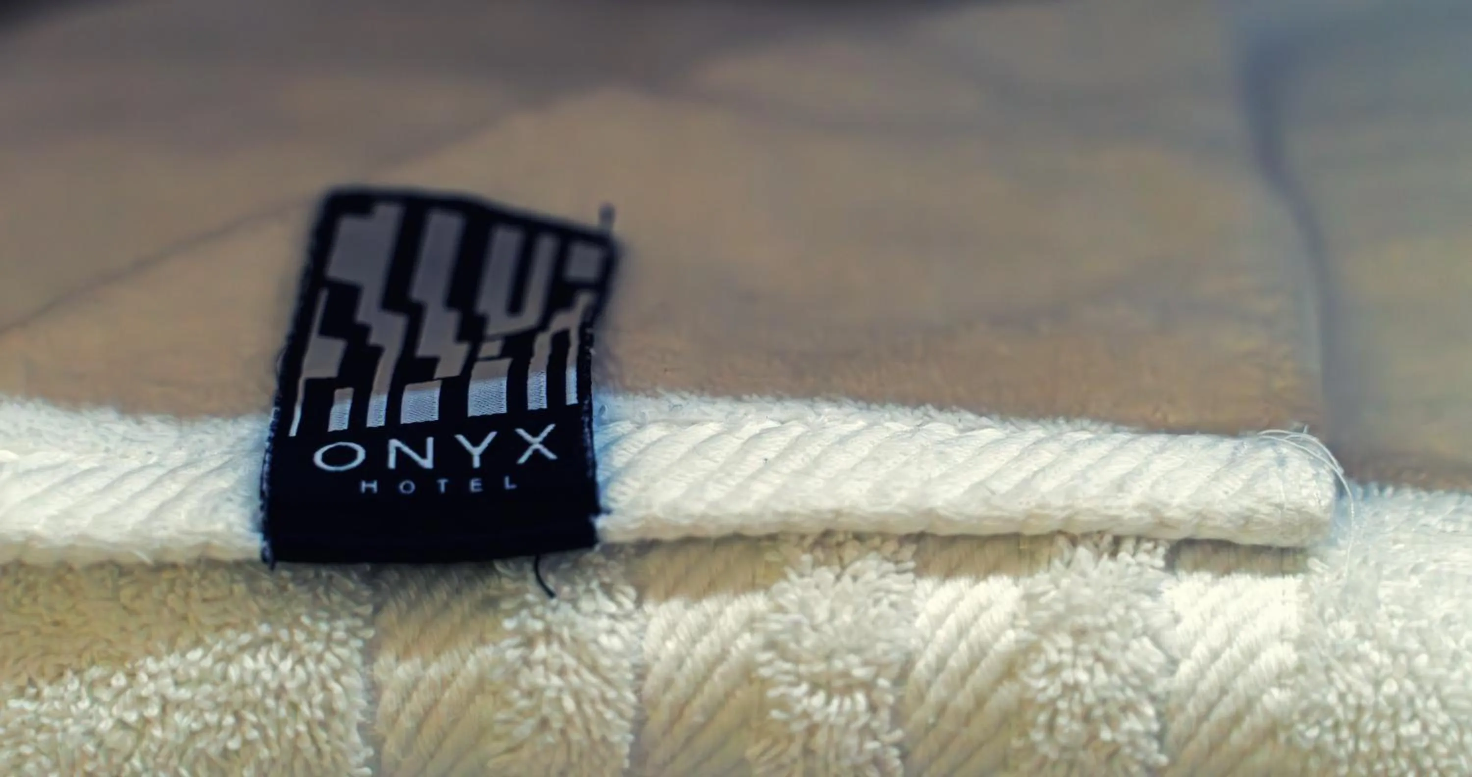 Onyx Suites & Apartments