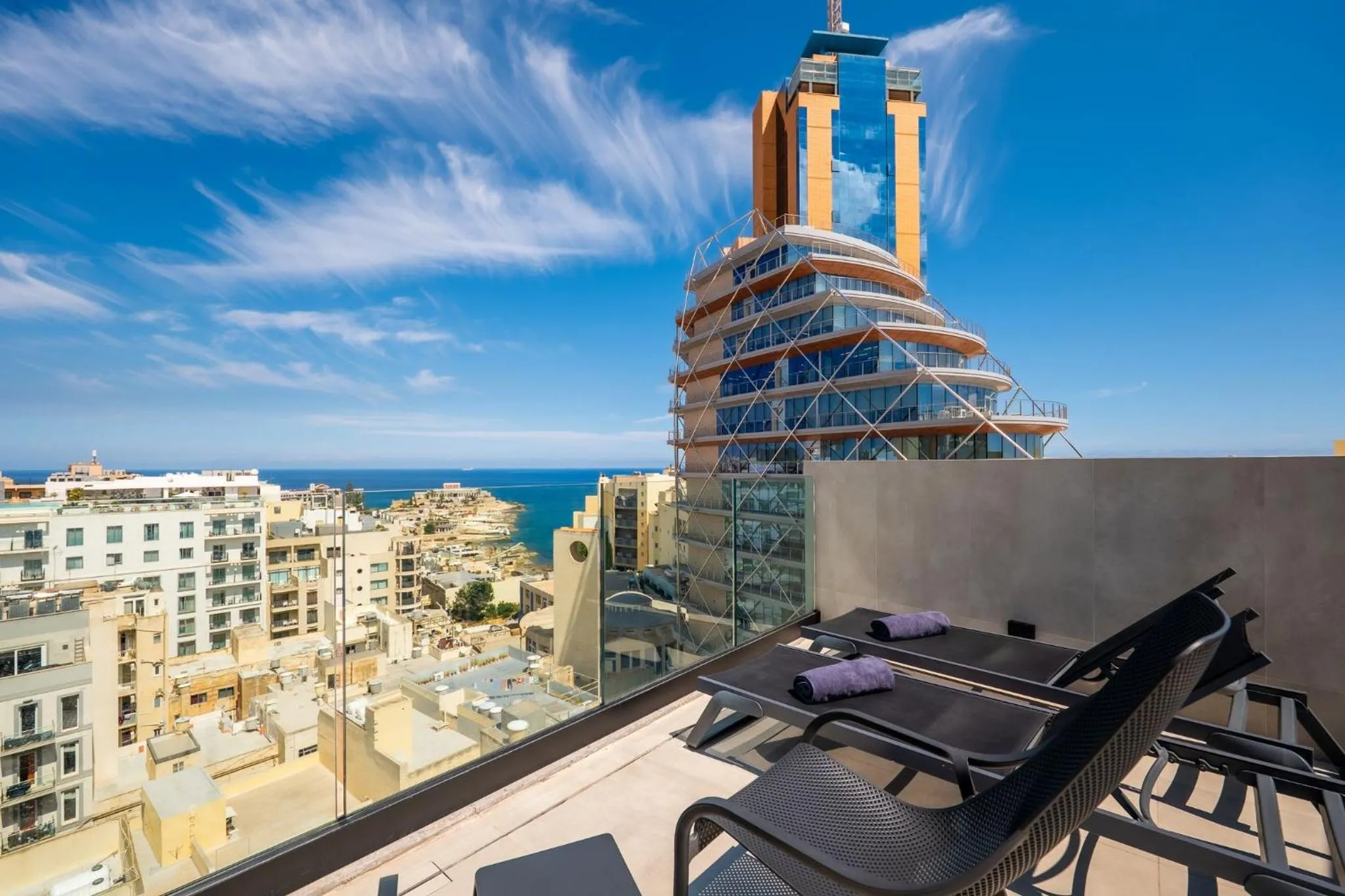 sunbed in Onyx Hotel