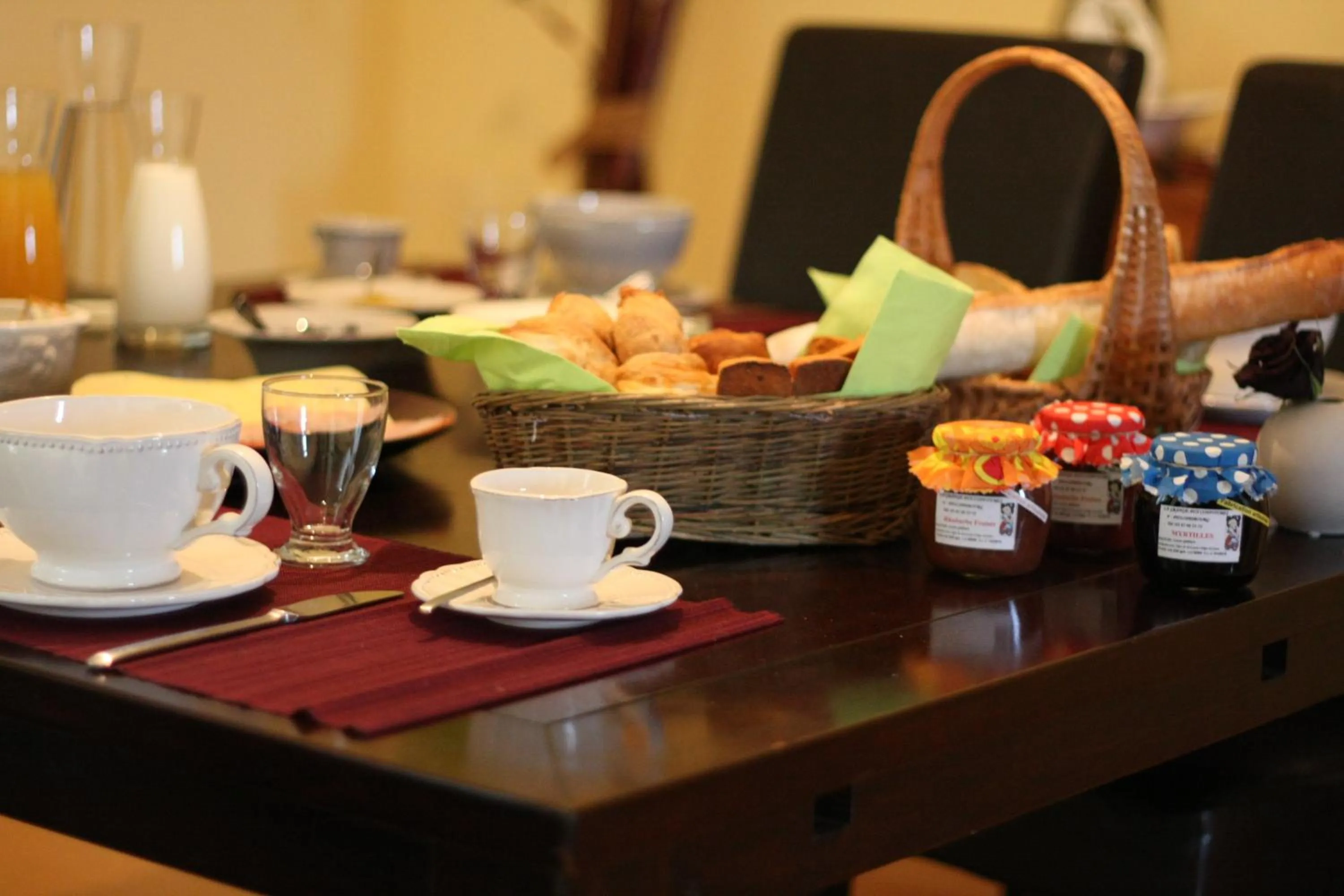 Continental breakfast in Villa Maria