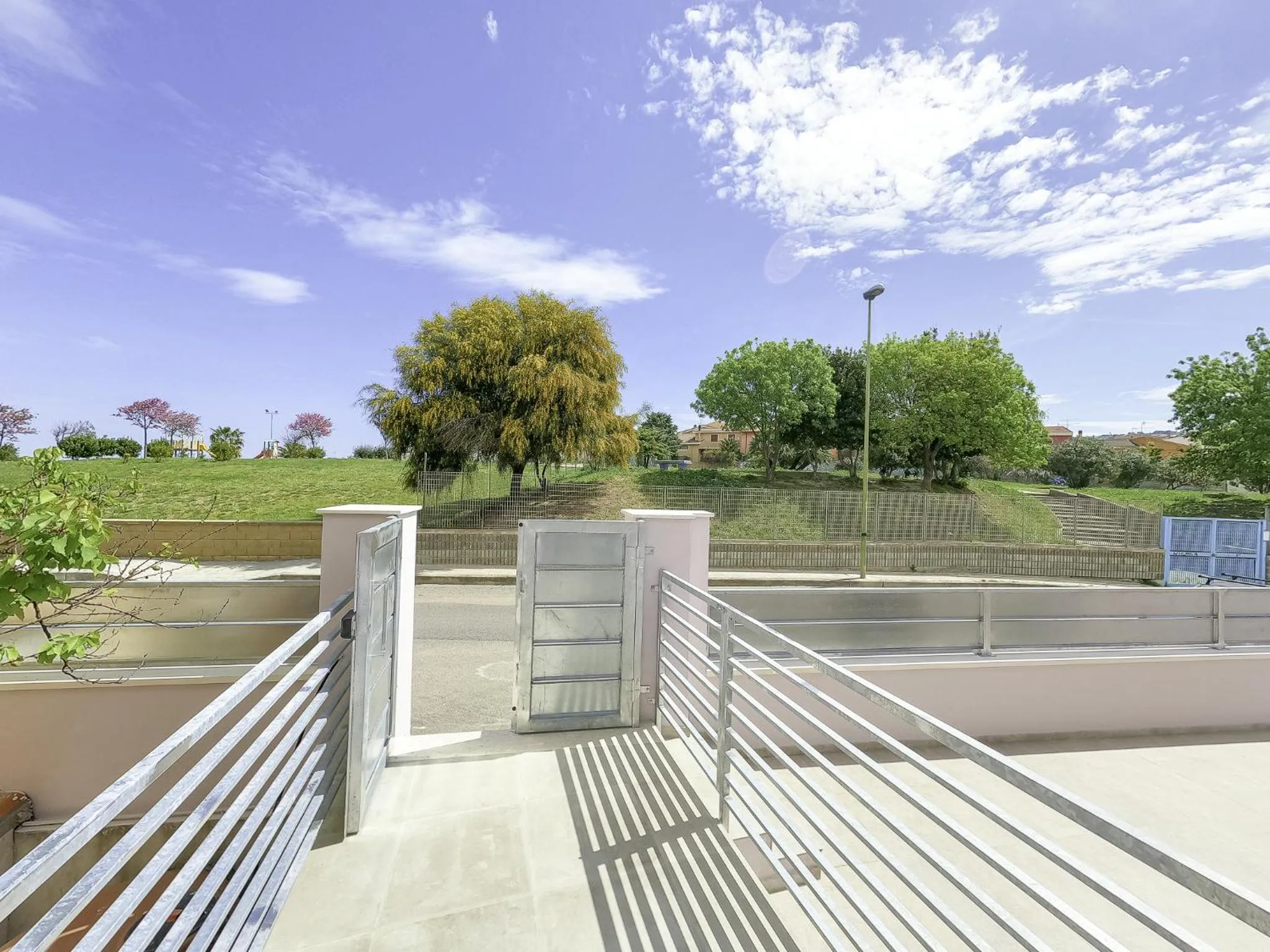 Facade/entrance in Su Giardinu