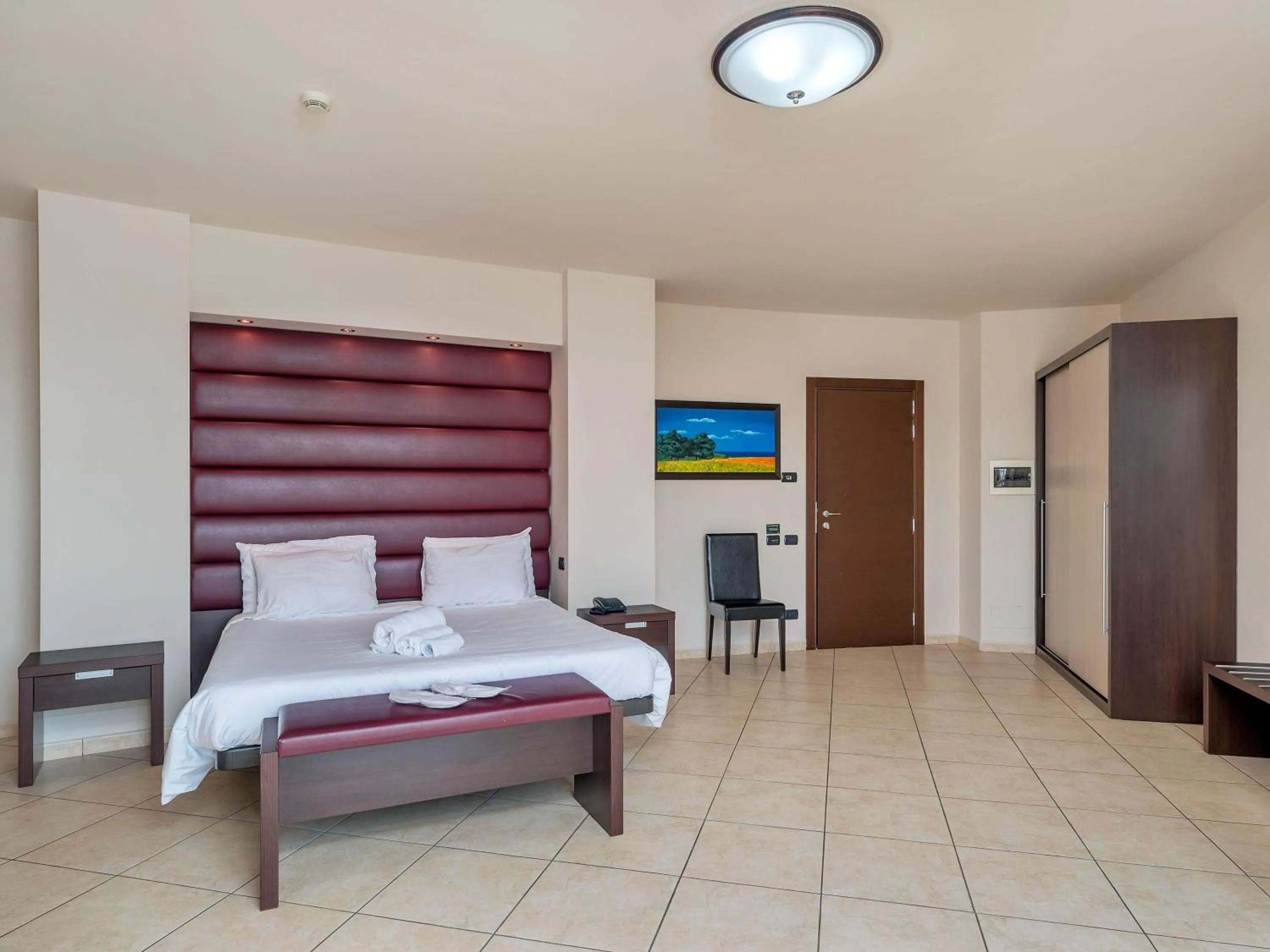 Photo of the whole room, Bed in B&B HOTEL Settimo Torinese