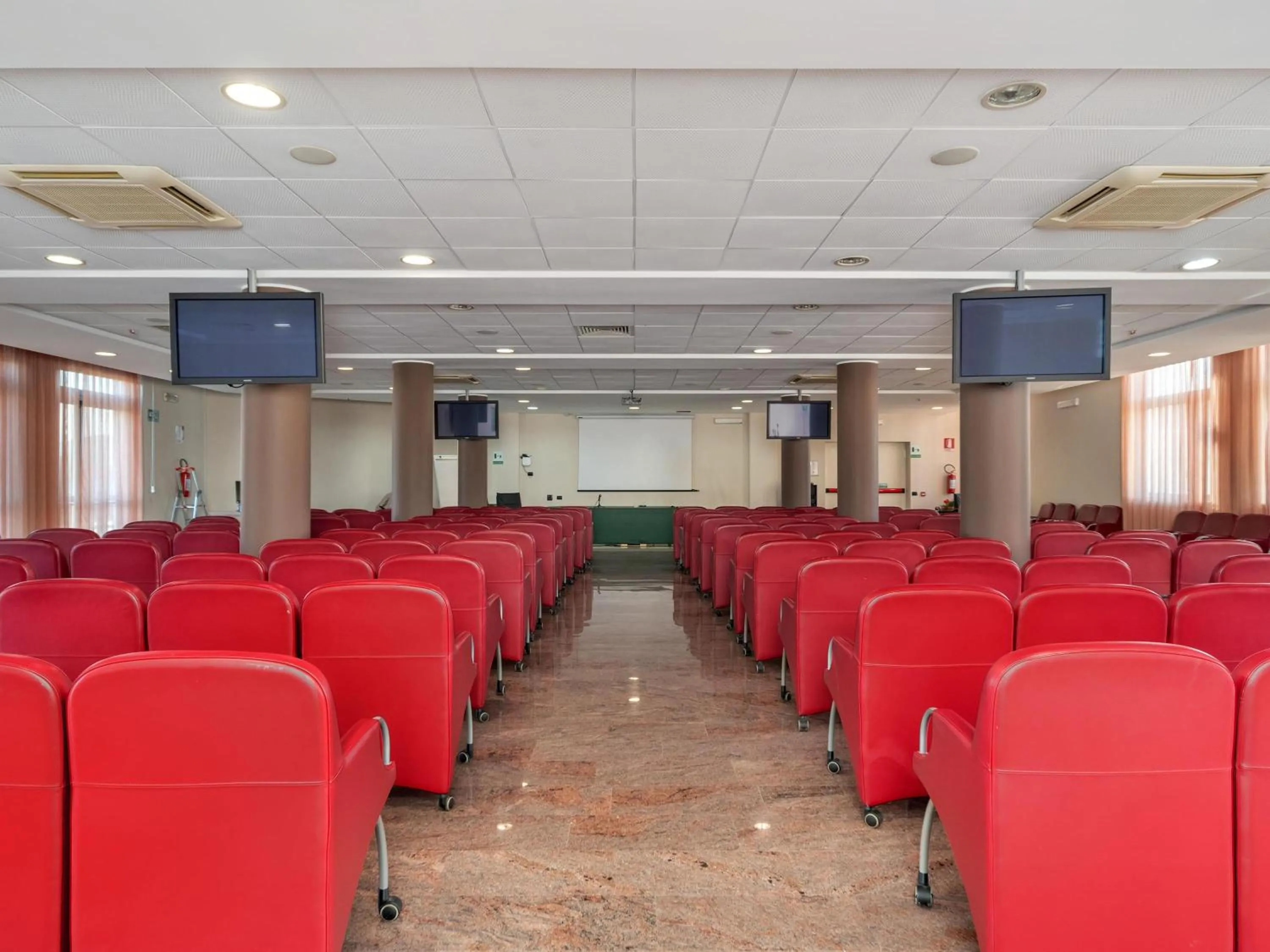 Meeting/conference room in B&B HOTEL Settimo Torinese