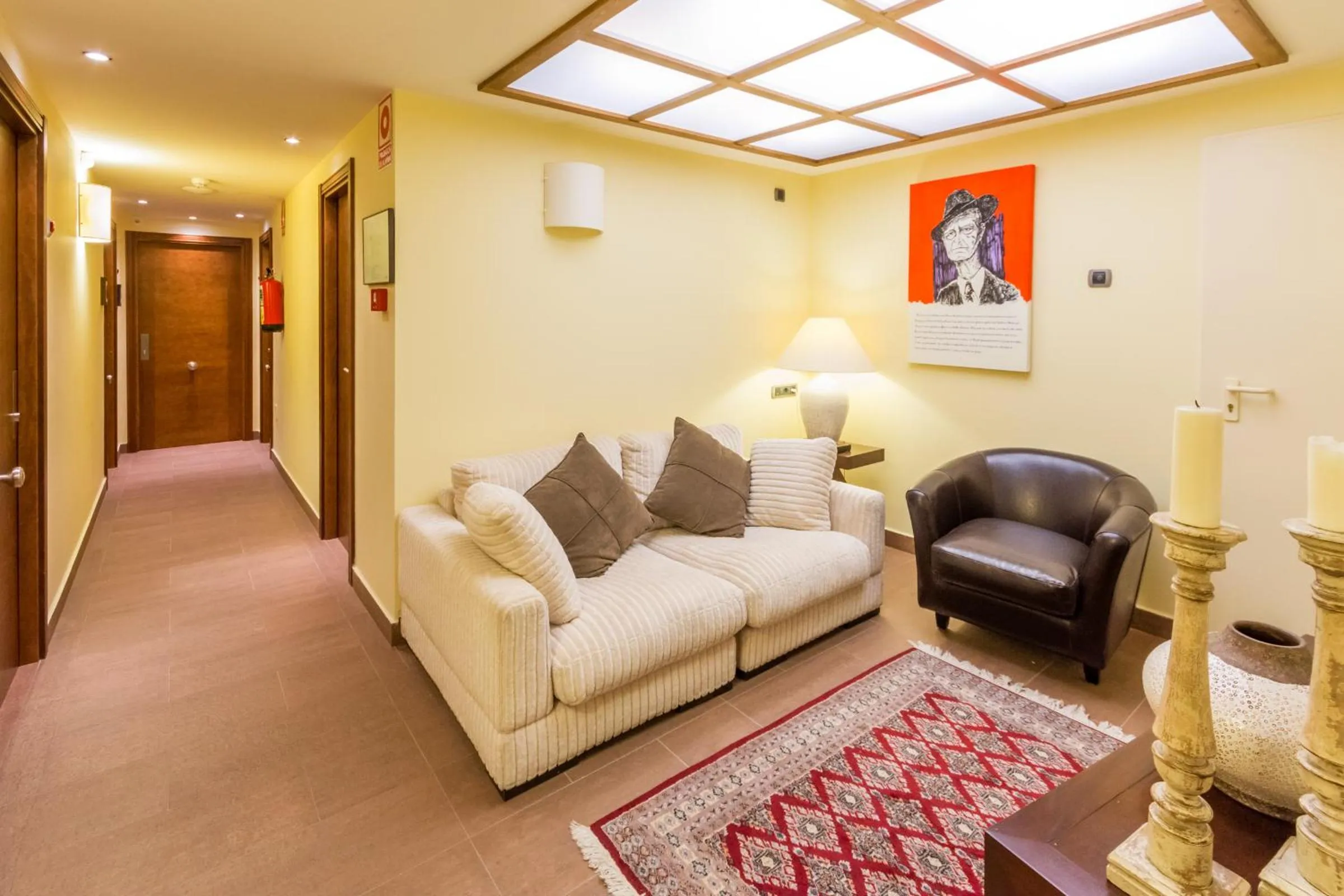 Communal lounge/ TV room in Hotel Villa de Cretas