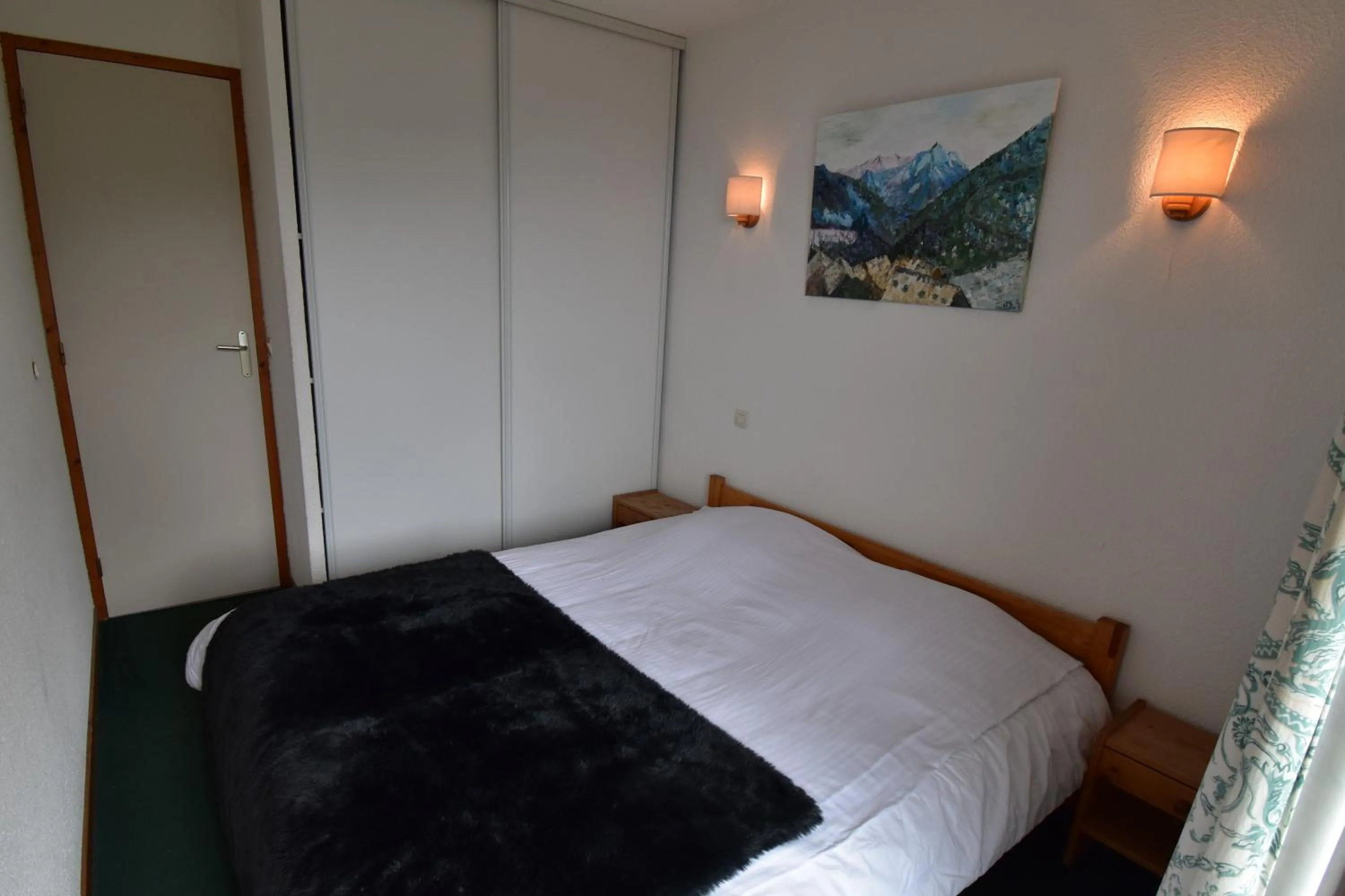 VAUJANYLOCATIONS - Cochette II Apt 15