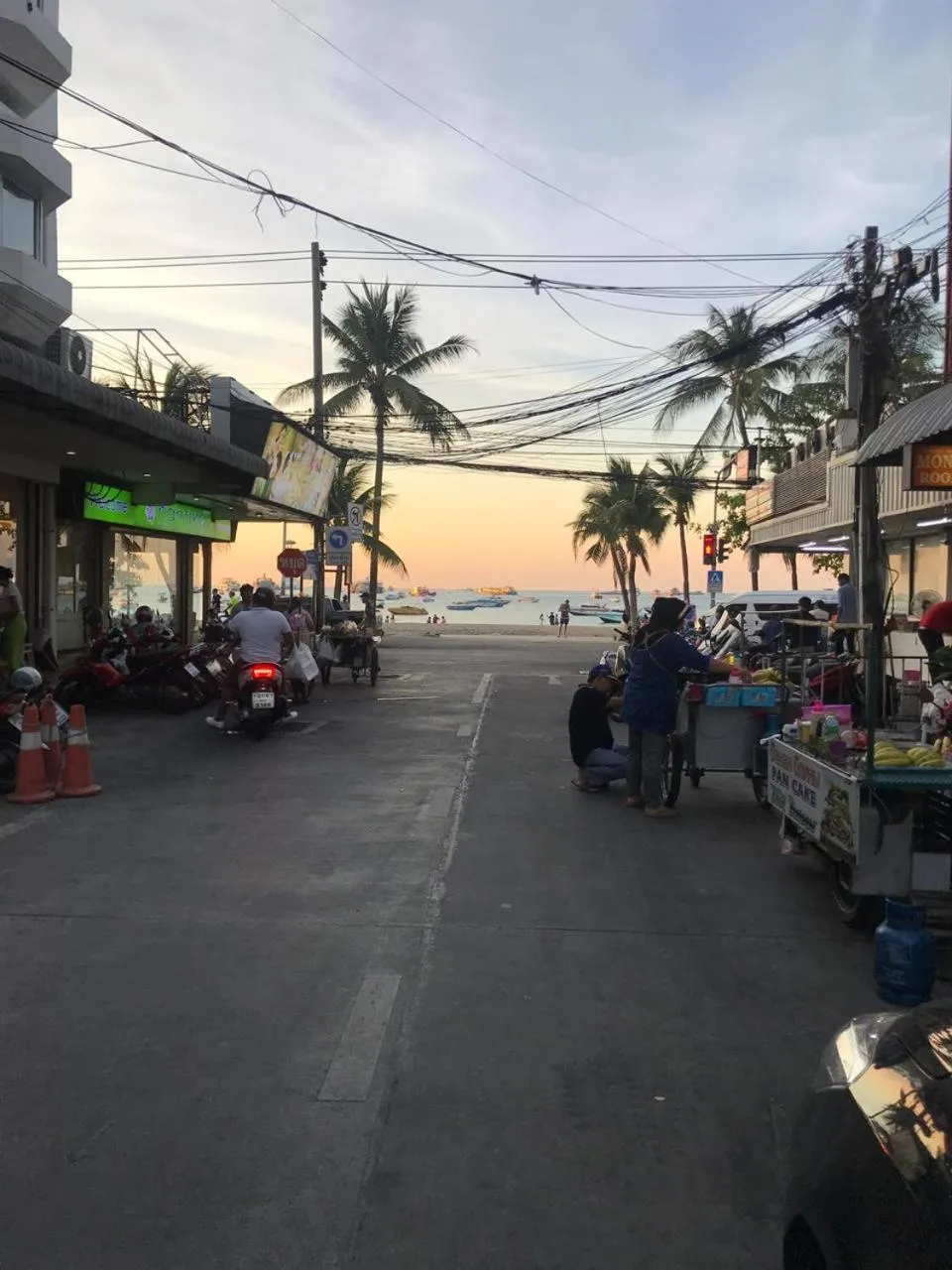 Sunrise in Encore Sea View