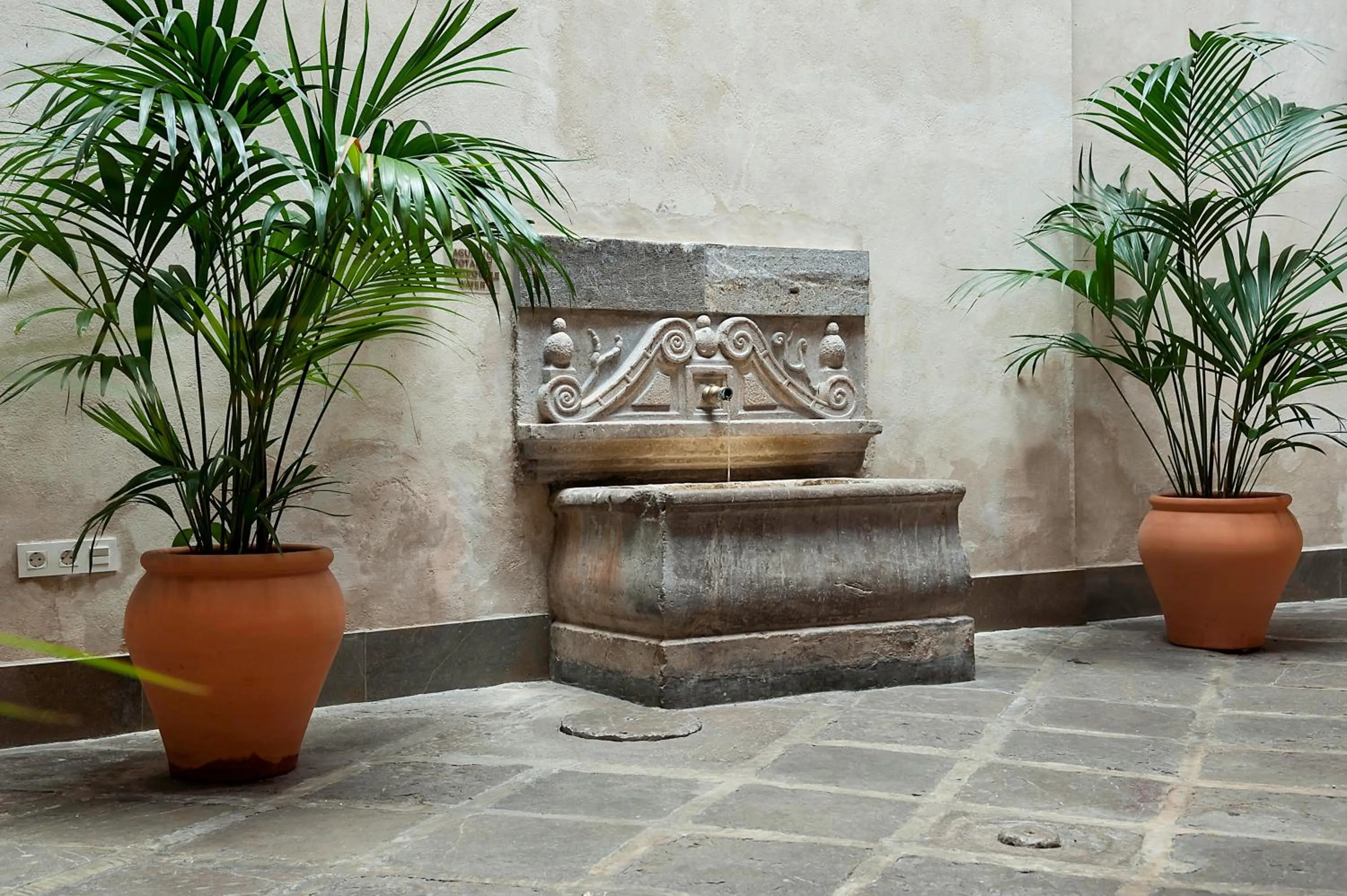 Patio in Hotel Mercader de Sedas by Maxi Hoteles