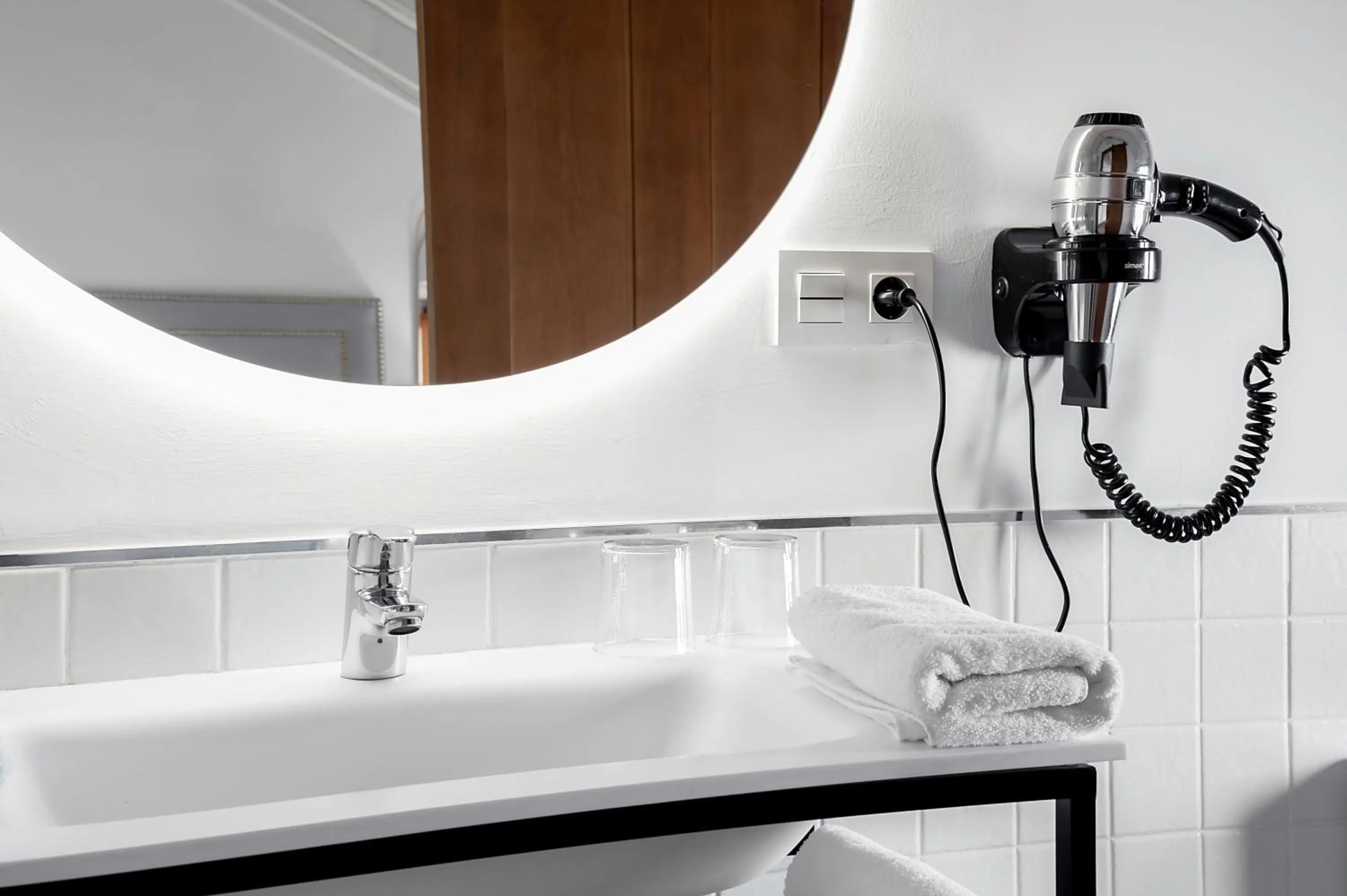 Bathroom in Hotel Mercader de Sedas by Maxi Hoteles