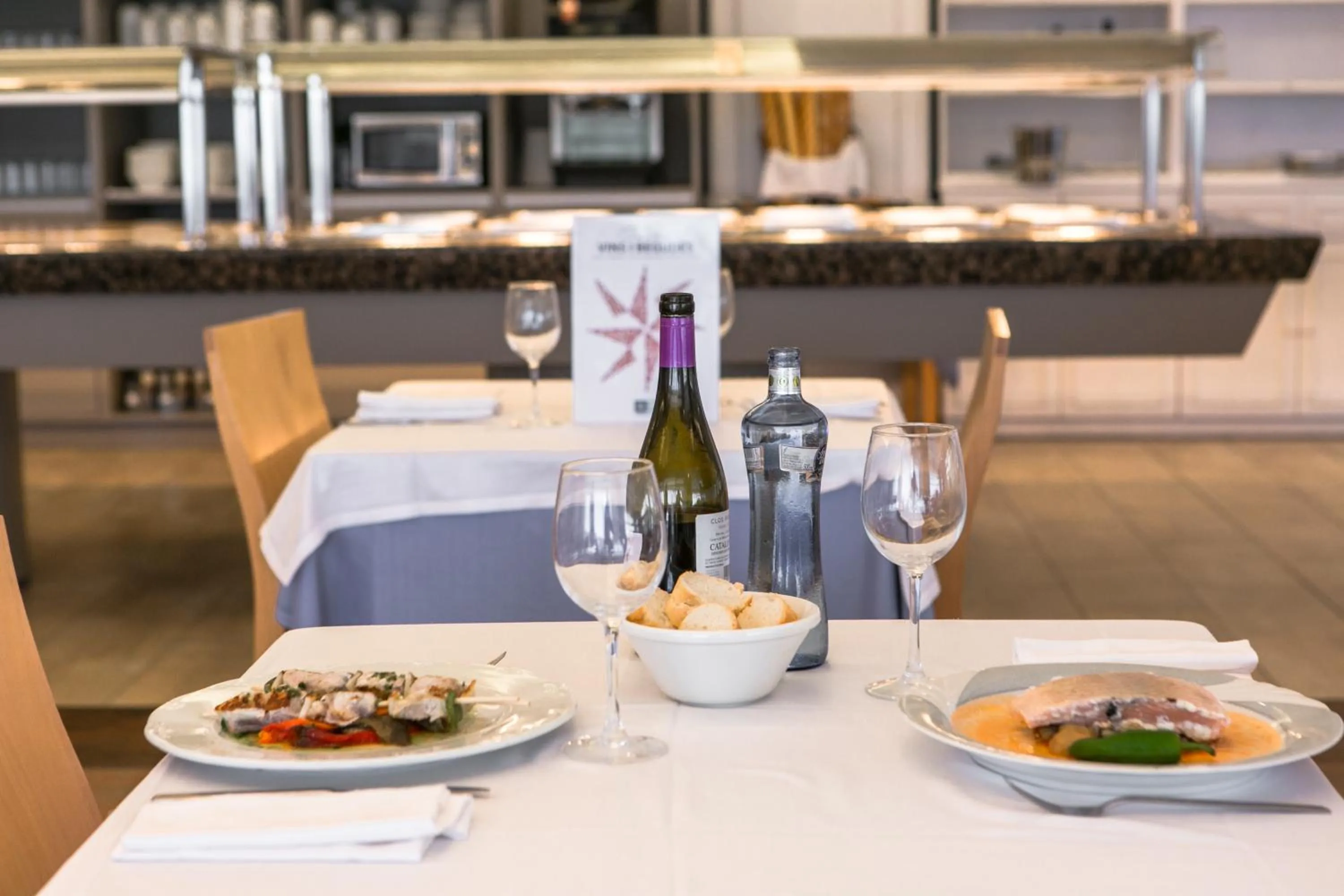 Restaurant/places to eat in RVHotels Nieves Mar