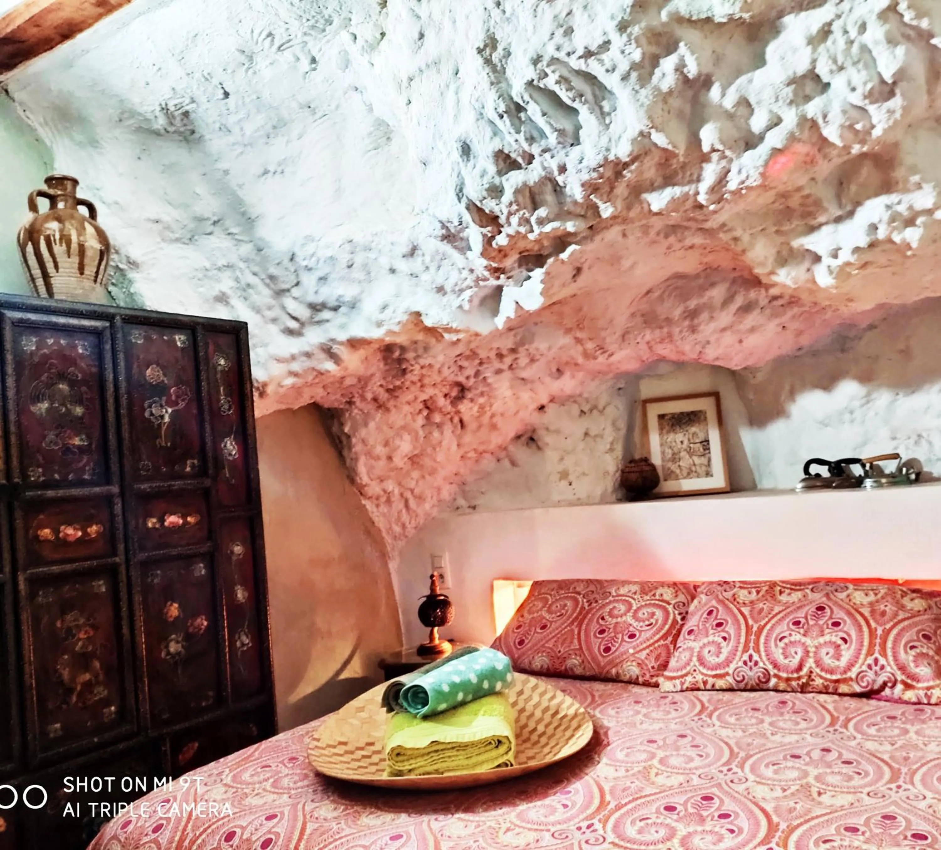 Bed in Al-Axara Home Spa