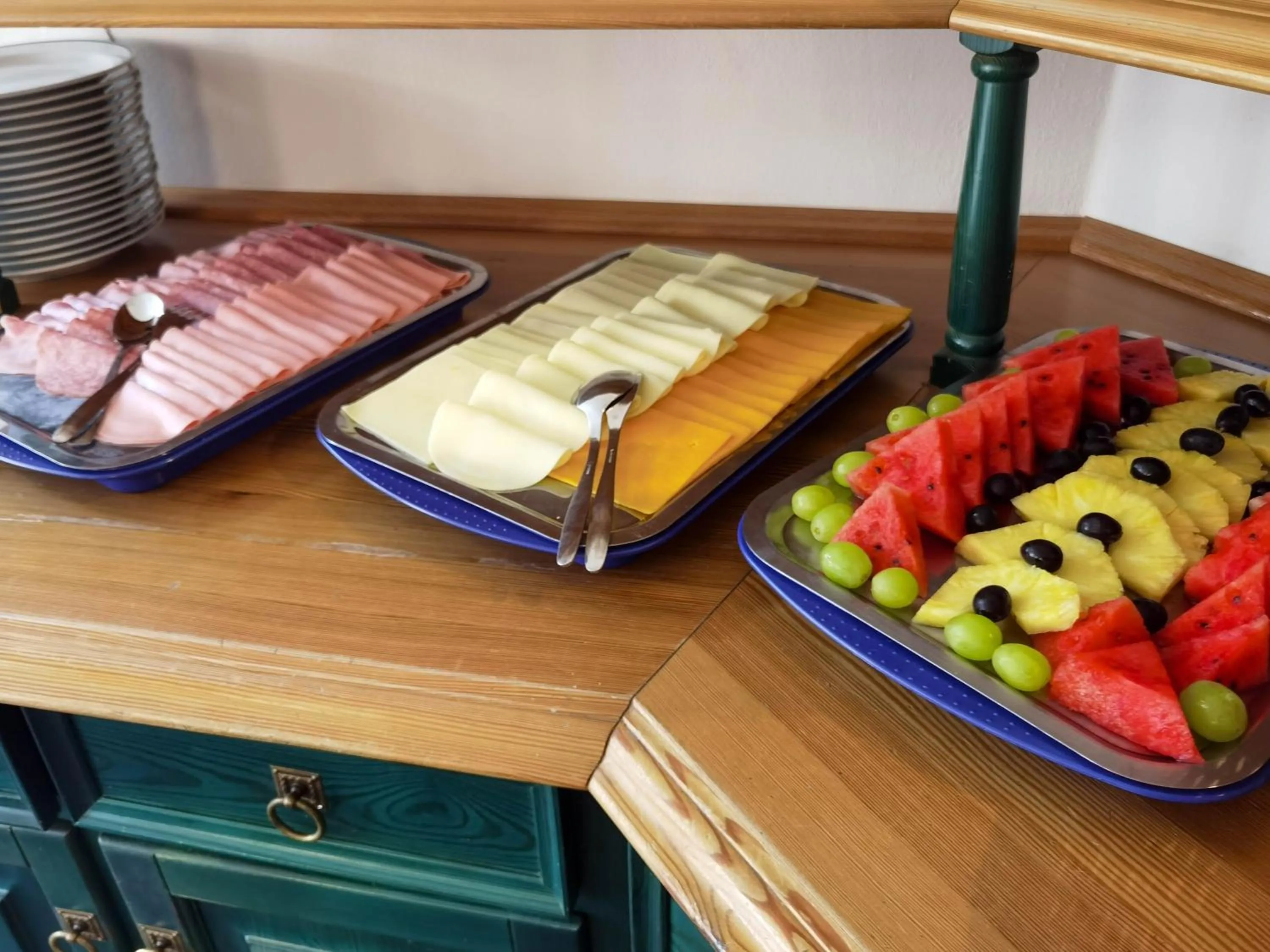 Buffet breakfast in Hotel Landhaus Zell am See