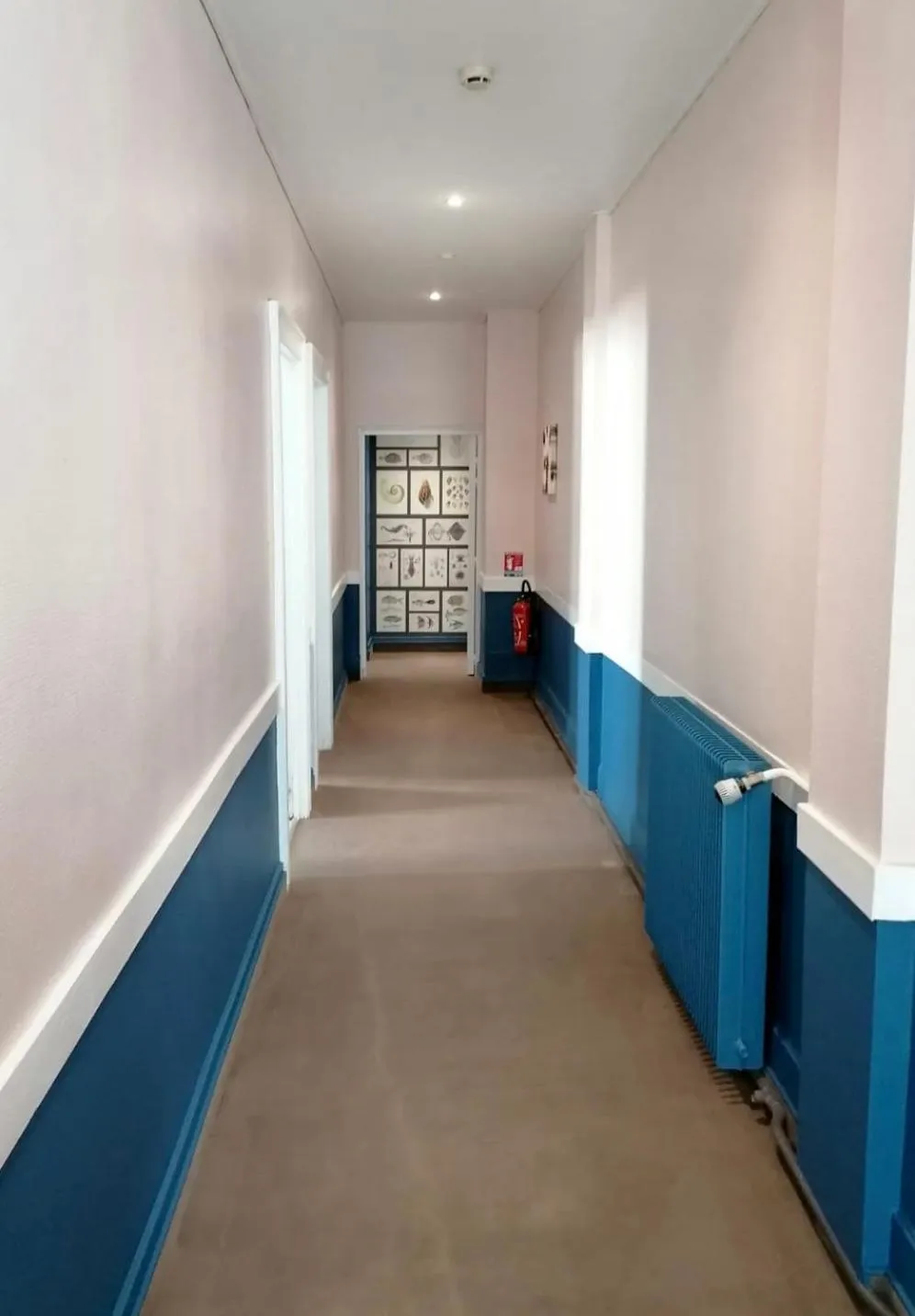 Property building in Hotel Le Petit Baigneur Palavas Plage